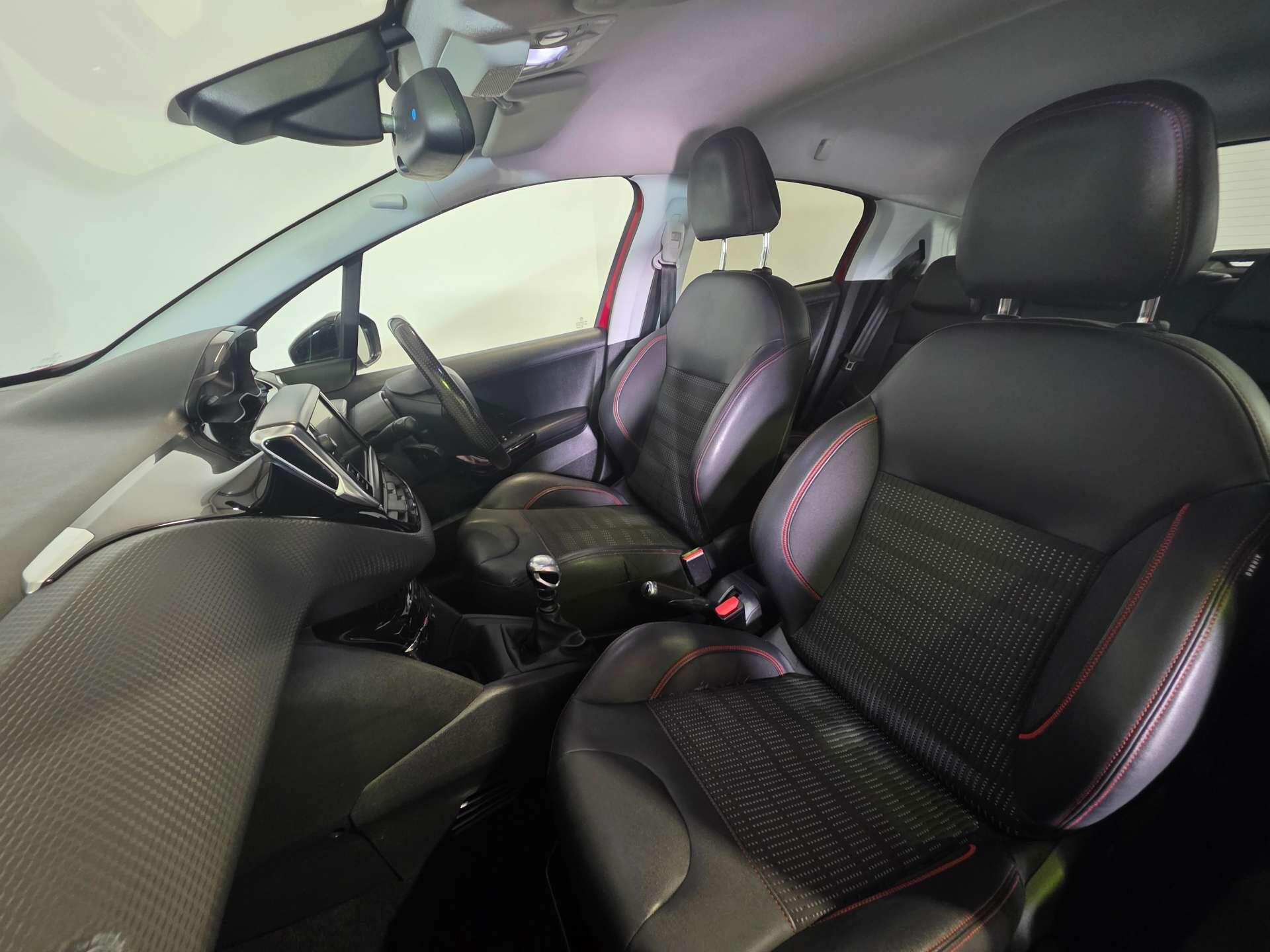 Peugeot 208 view 51
