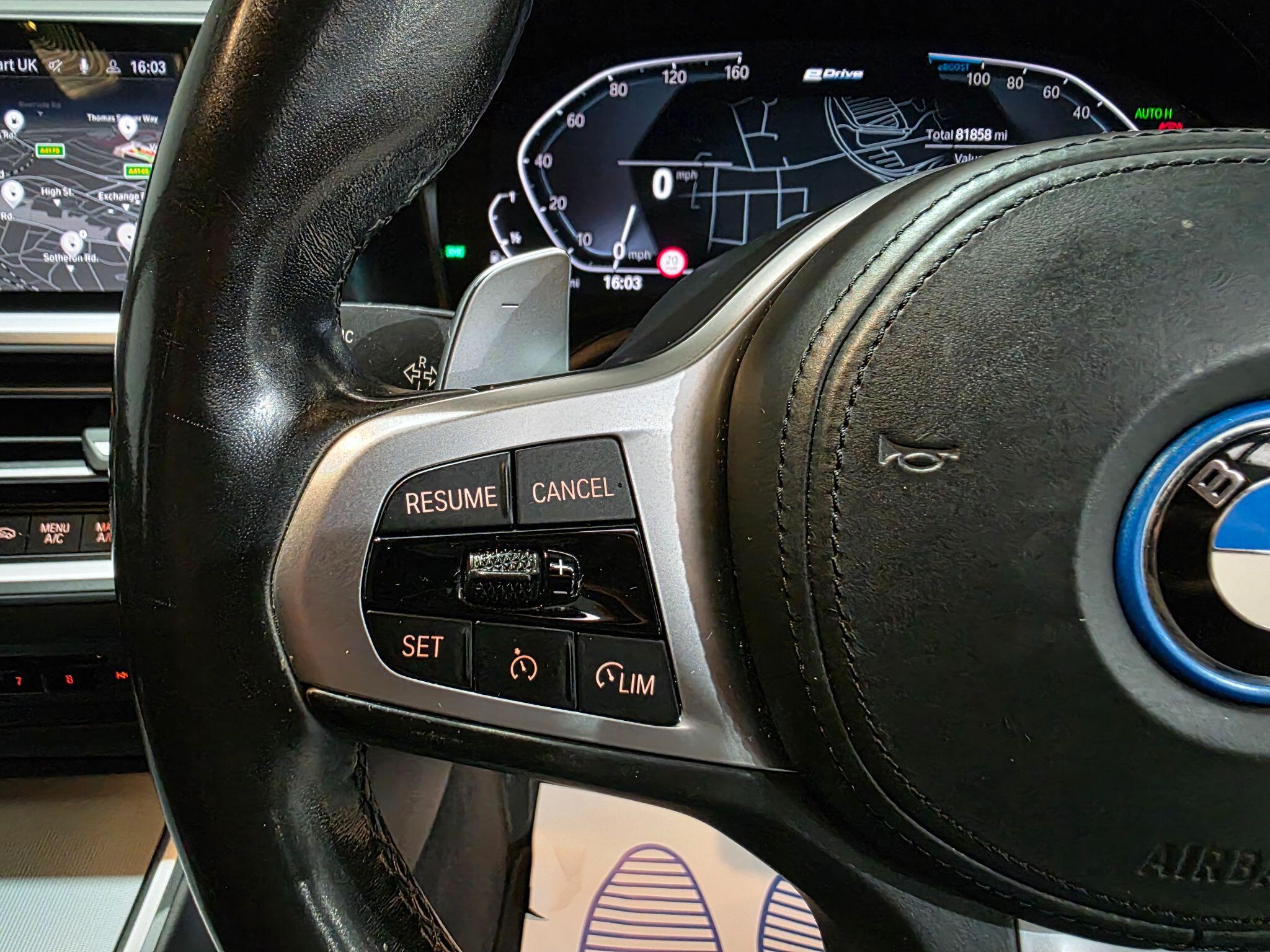 BMW 3 Series view 20
