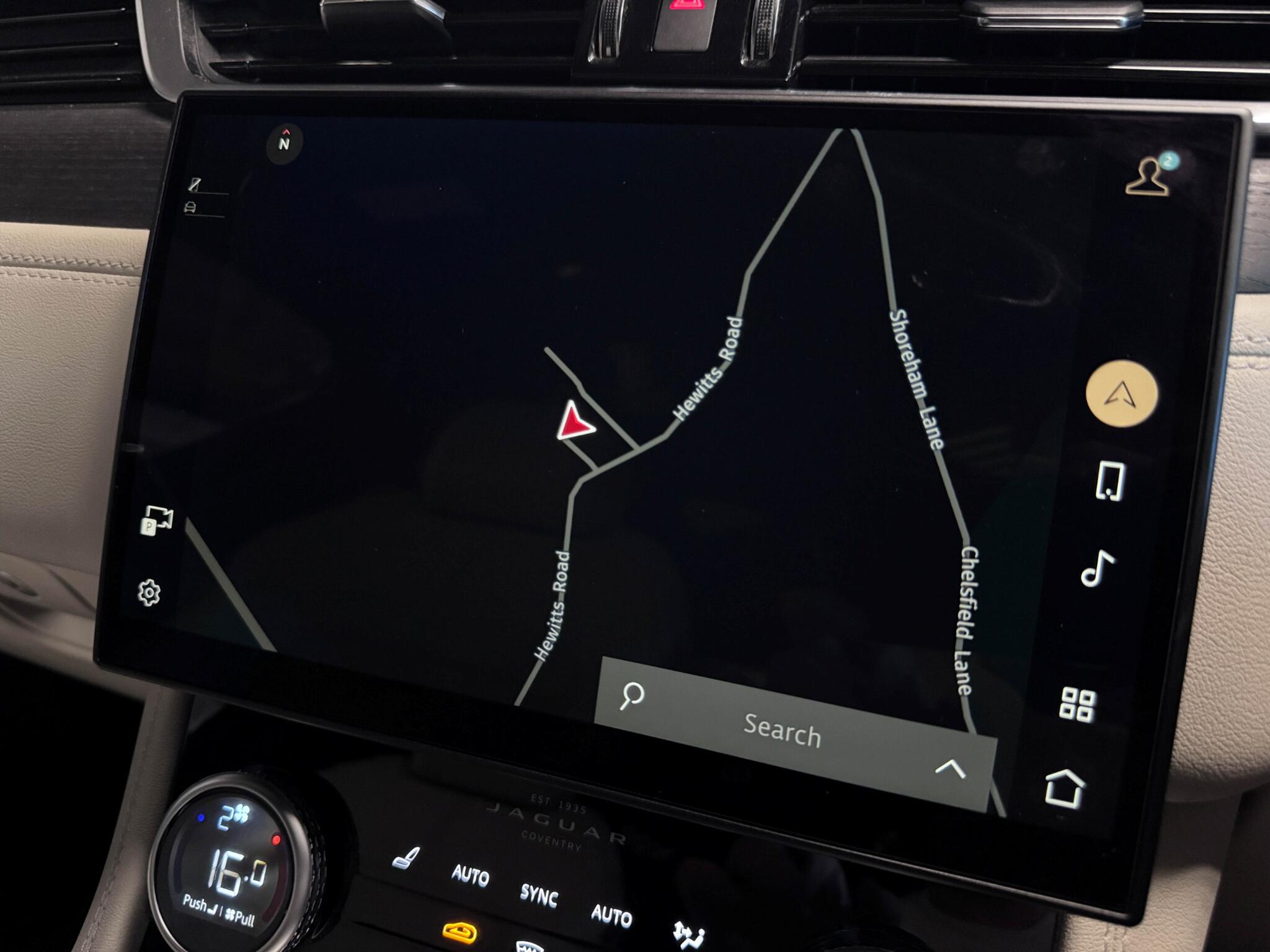 Jaguar F-Pace view 12