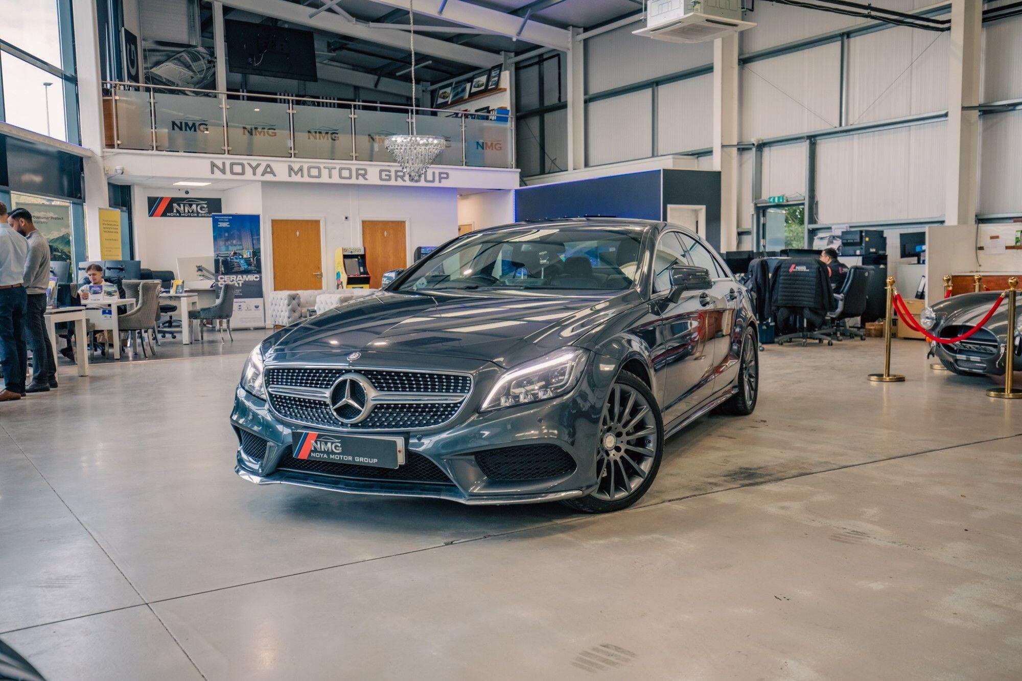 Mercedes-Benz CLS view 4