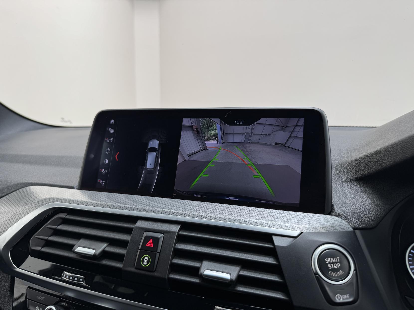 BMW X3 view 21