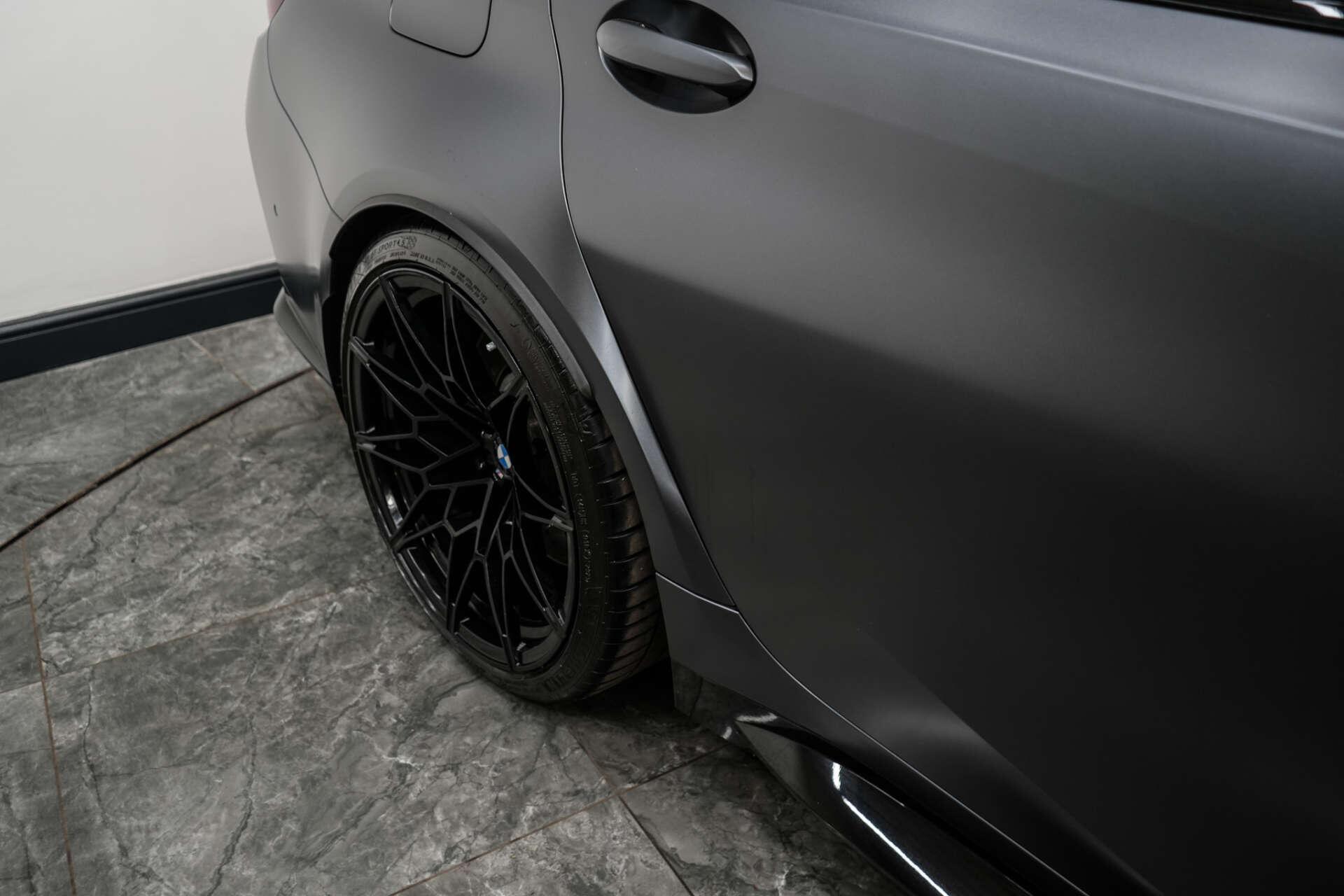 BMW M3 view 11