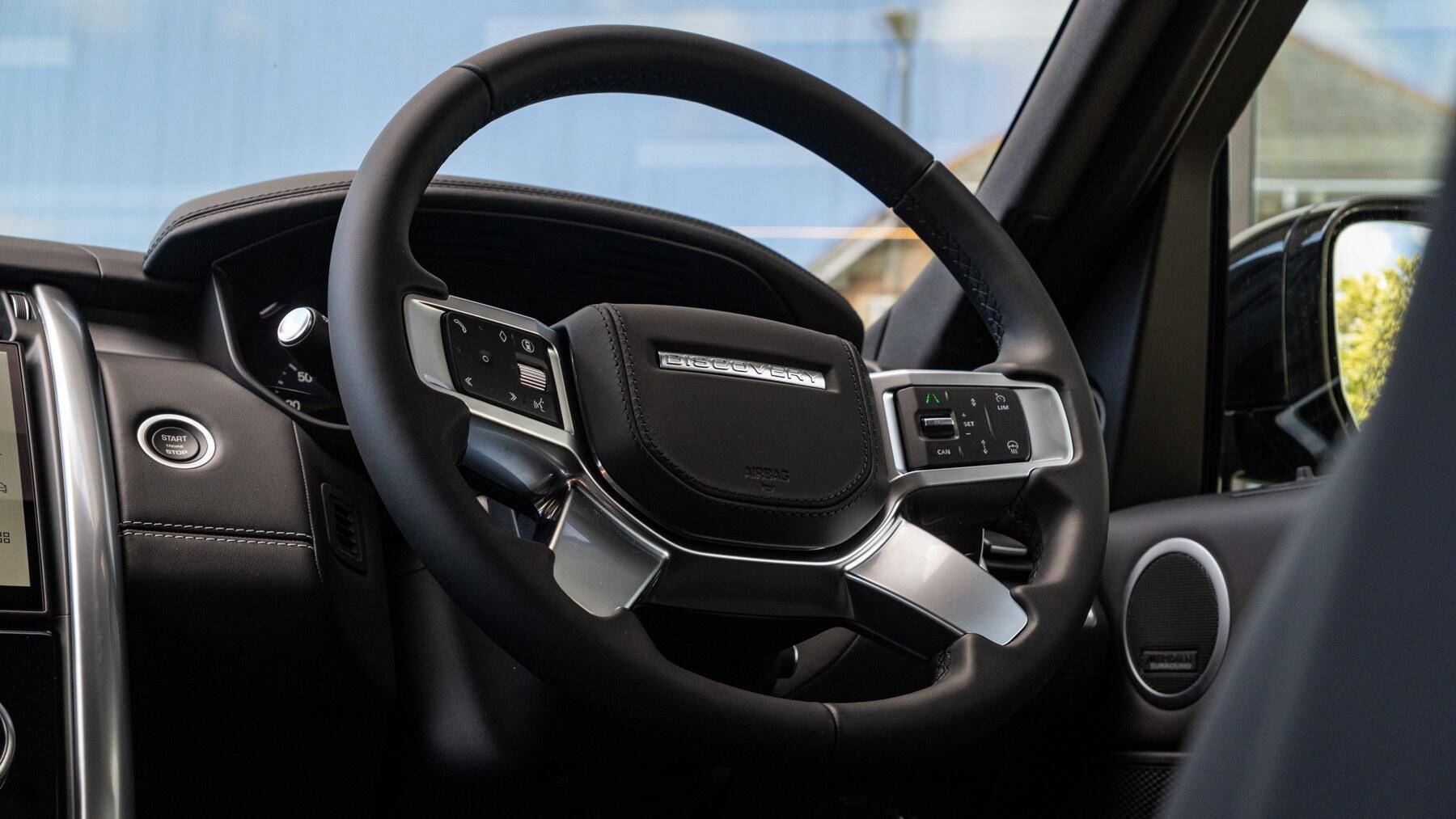 Land Rover Discovery view 79
