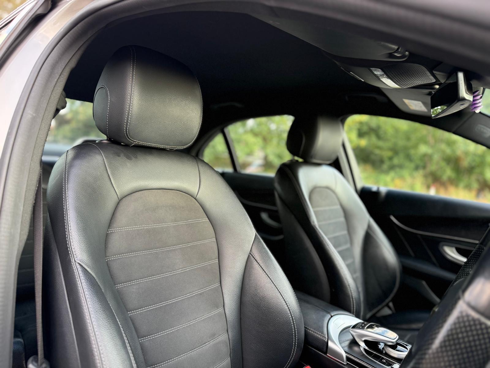 Mercedes-Benz C-Class view 33