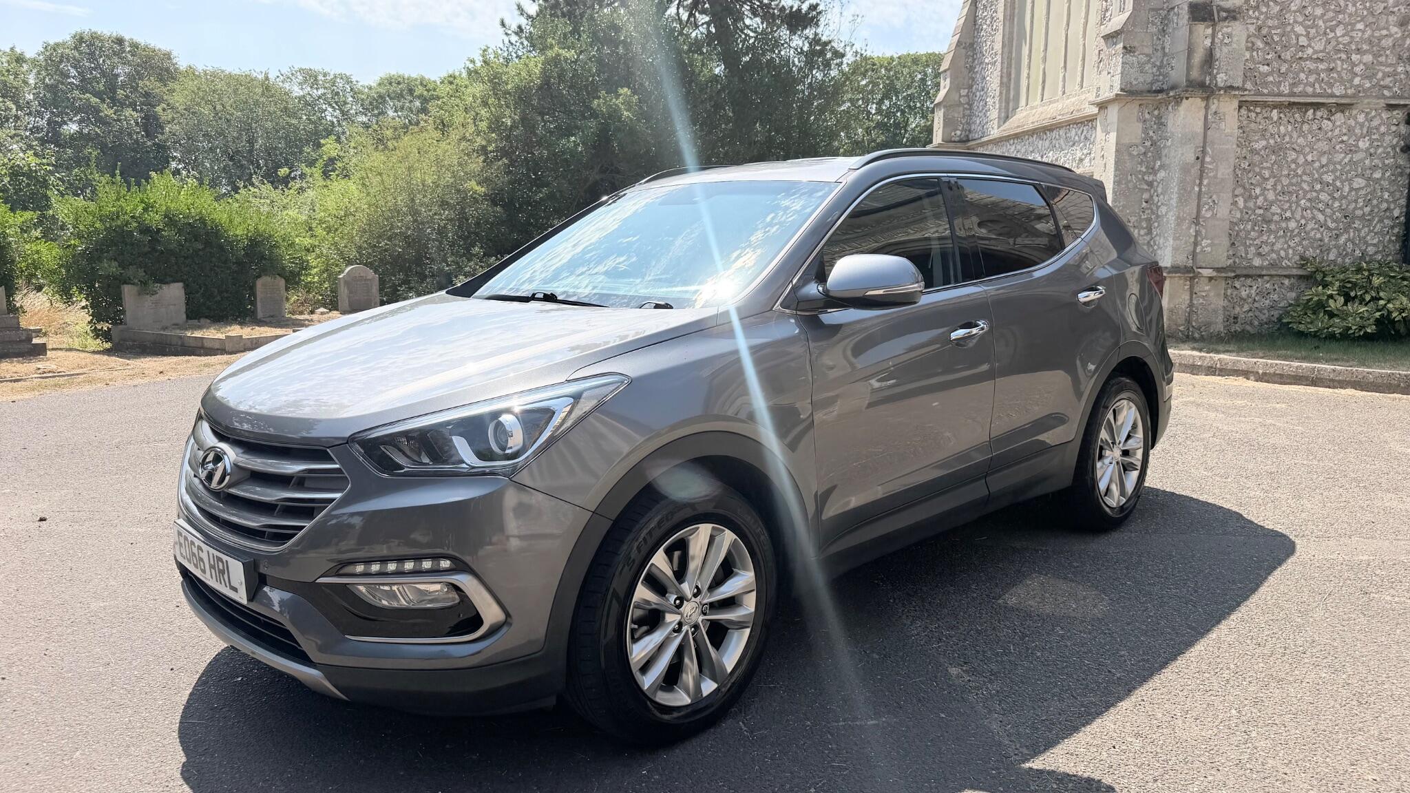 Hyundai Santa Fe view 12