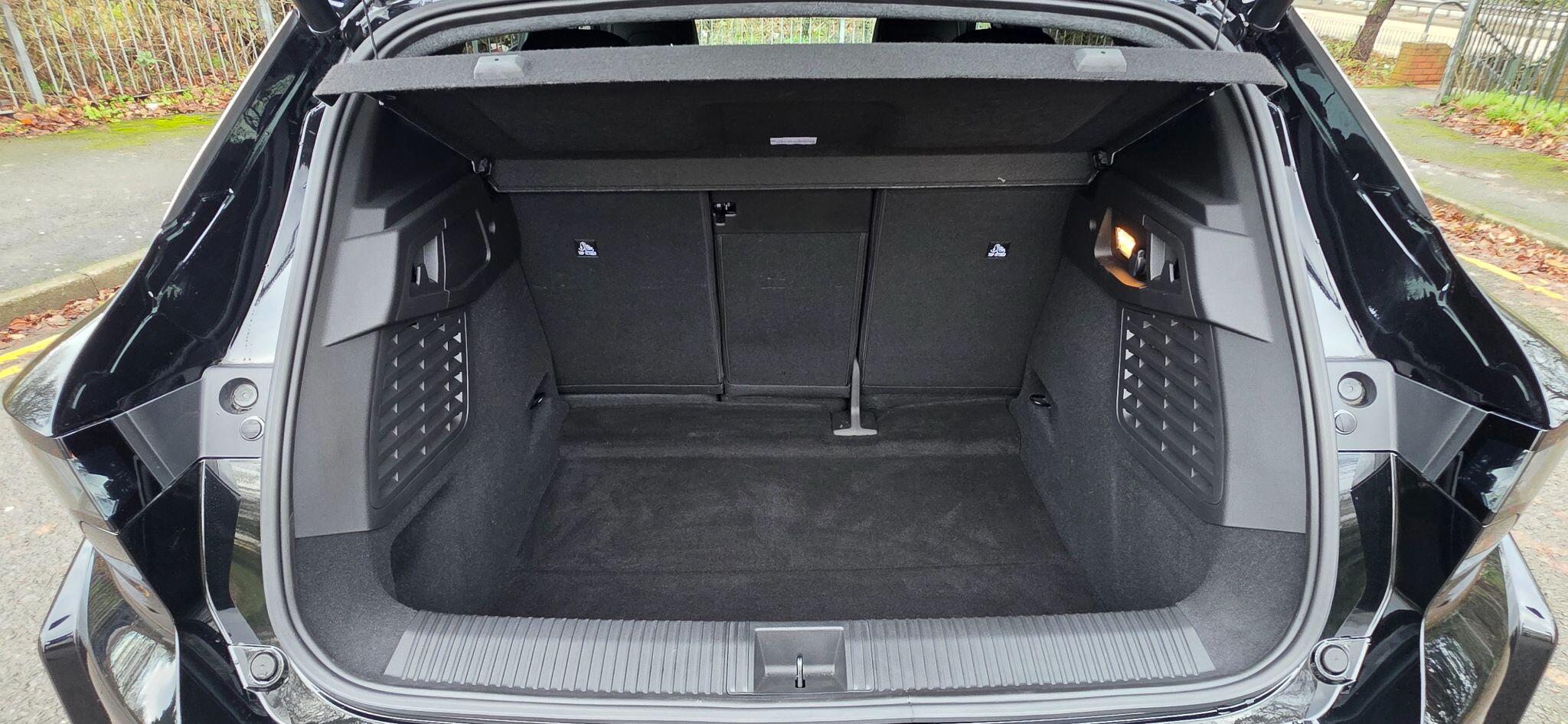 2025 Renault Scenic E-Tech long range 87kWh techno Auto 5dr (22kW Charger) • 186 miles image 28