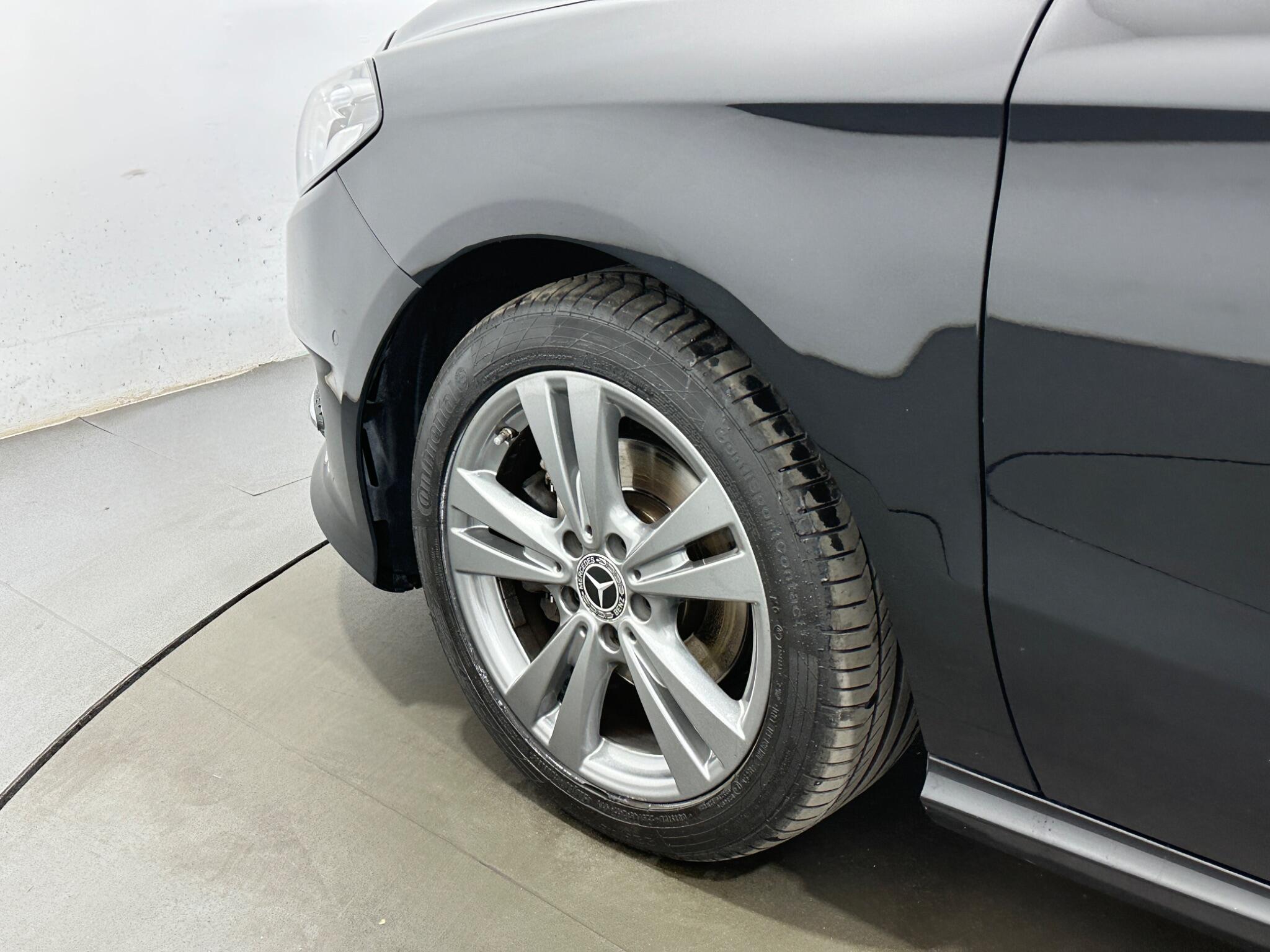 Mercedes-Benz B Class view 51