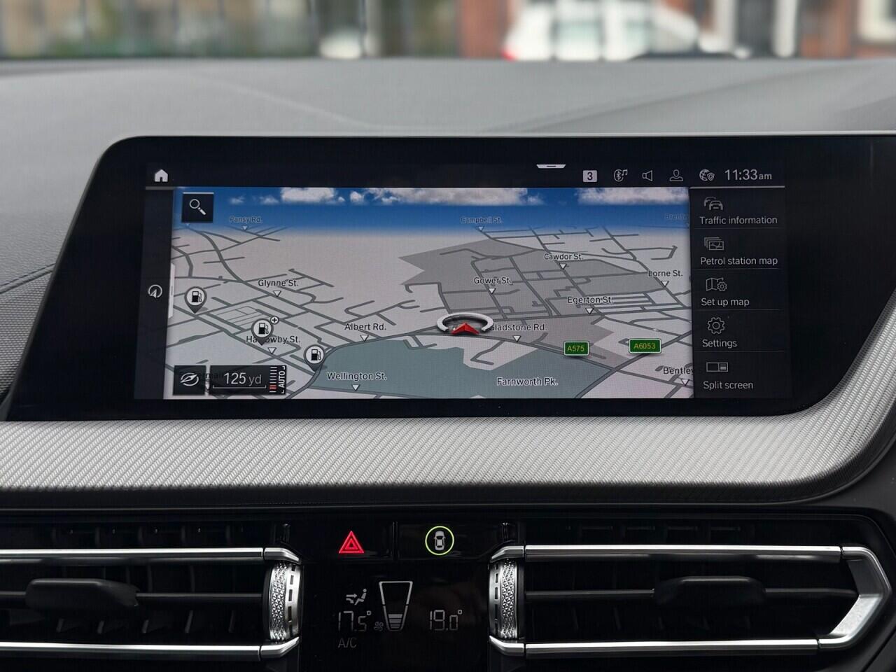 BMW 1 Series view 19