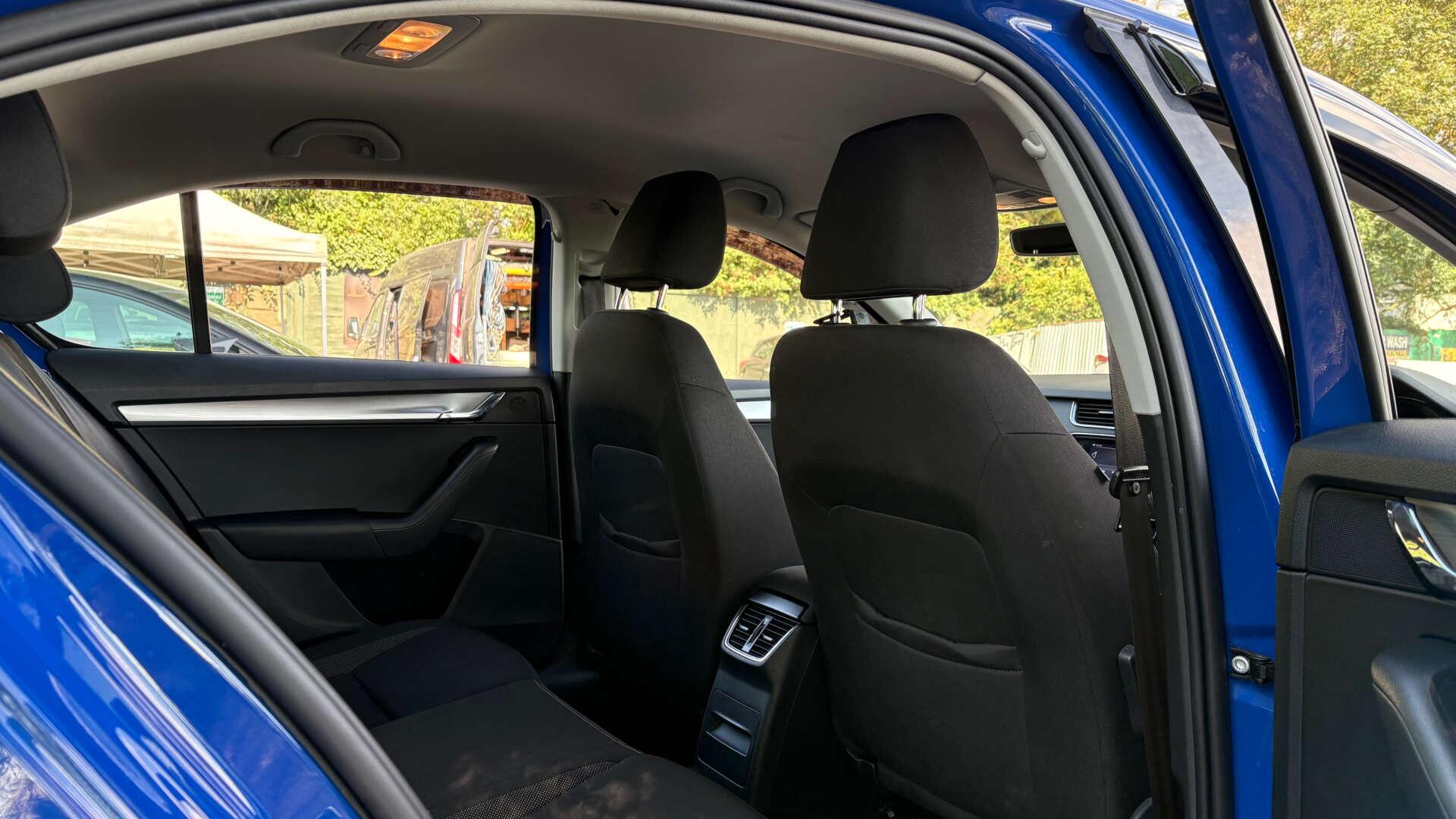 Skoda Octavia view 9