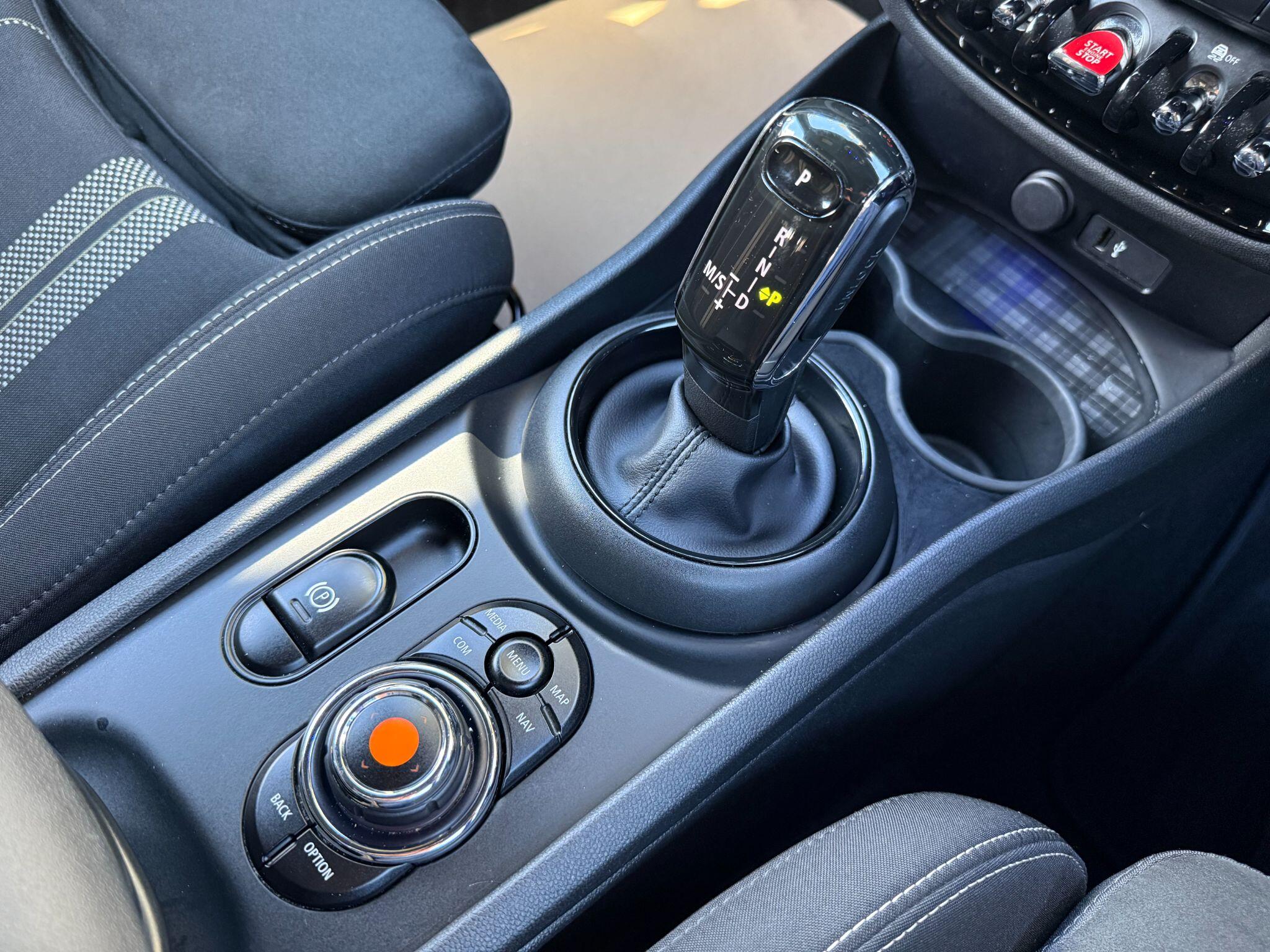 Mini Clubman view 31