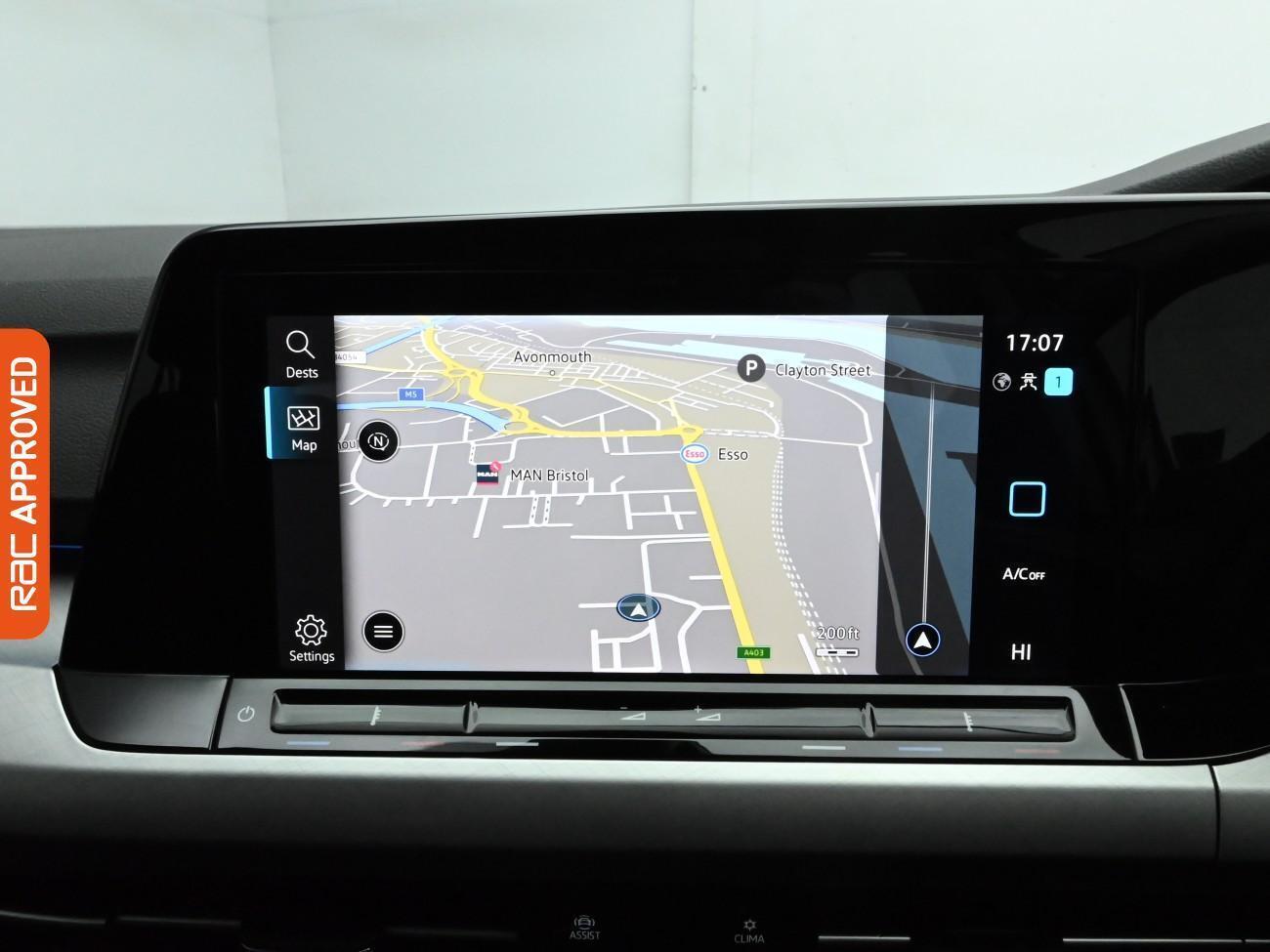 Volkswagen Golf view 3
