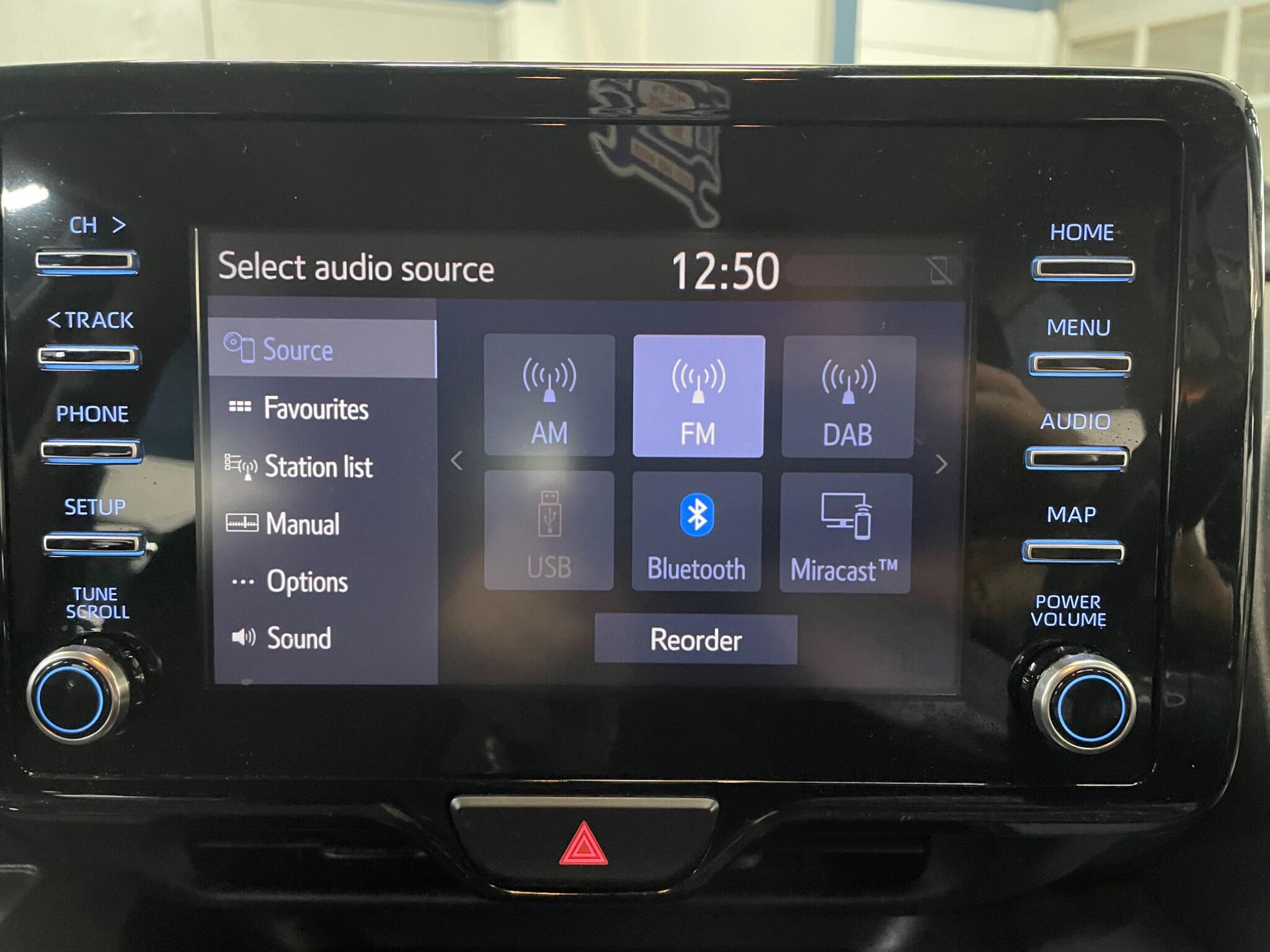 Toyota Yaris view 21