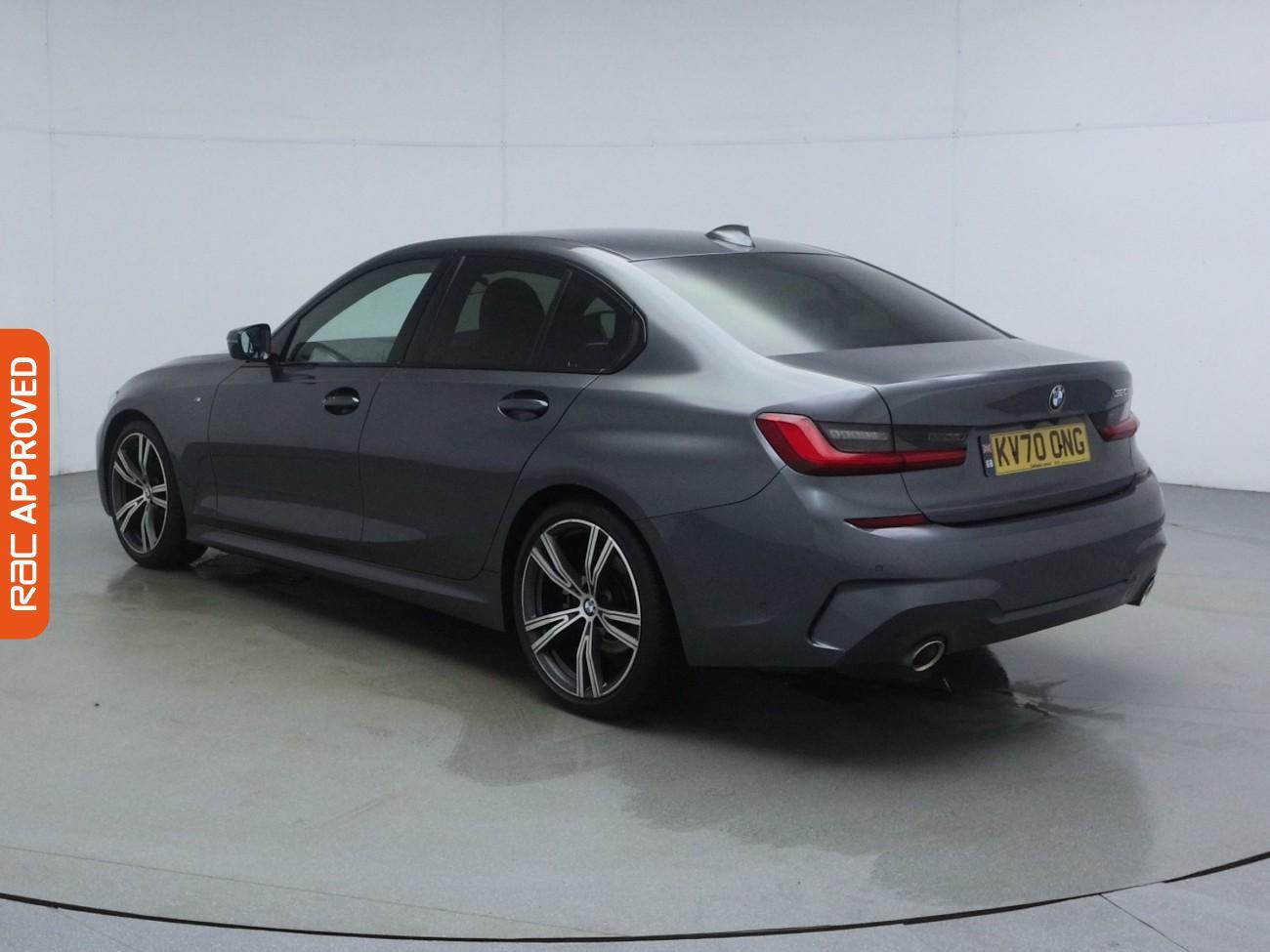 BMW 3 Series view 4