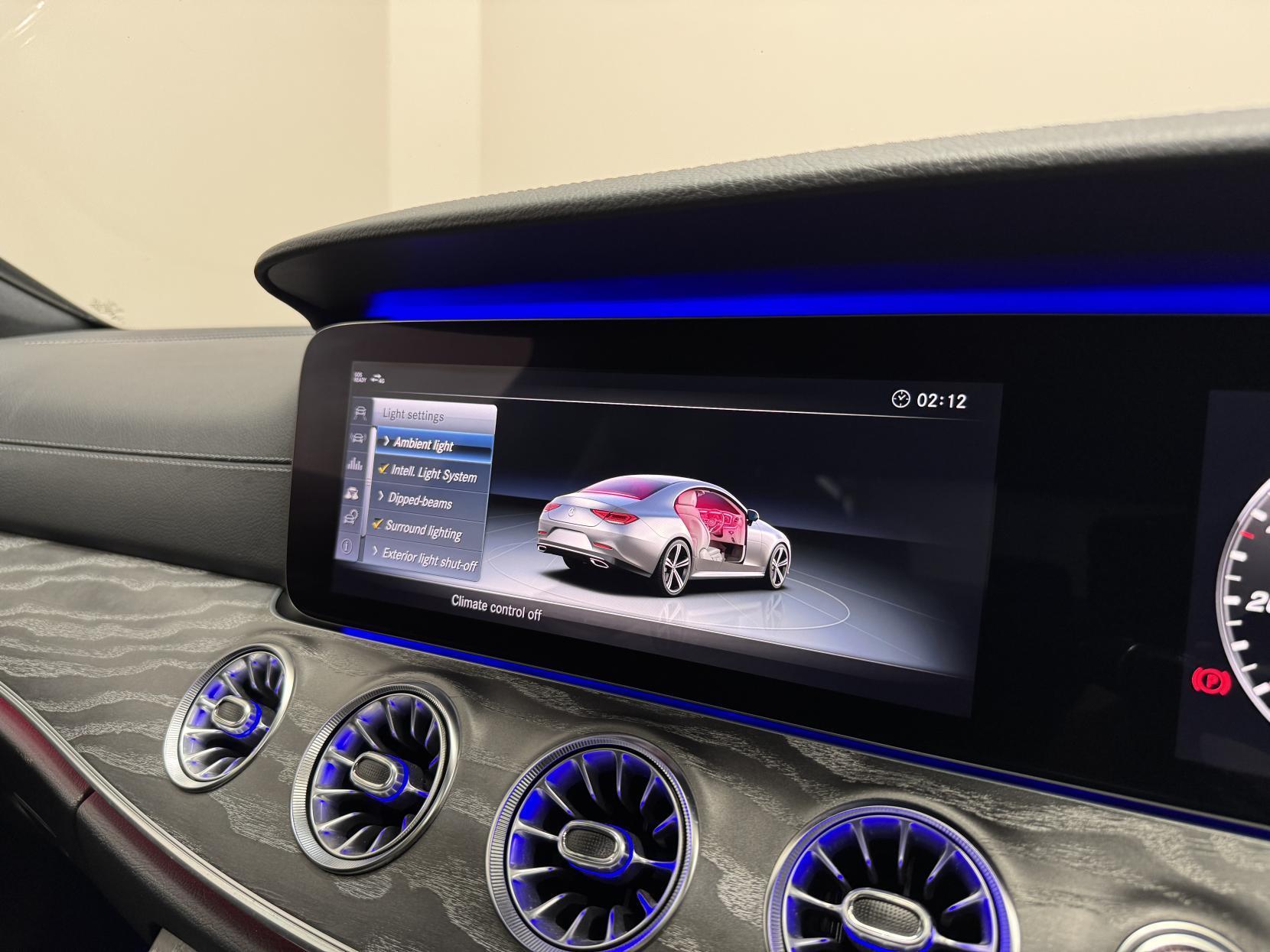 Mercedes-Benz CLS view 36