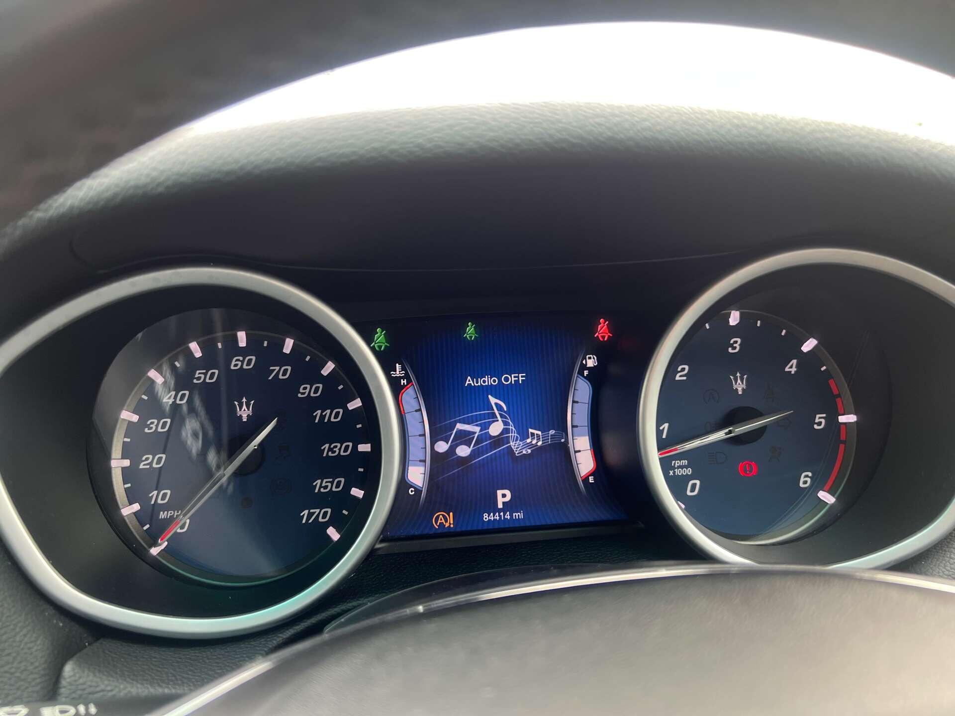 Maserati Ghibli view 23