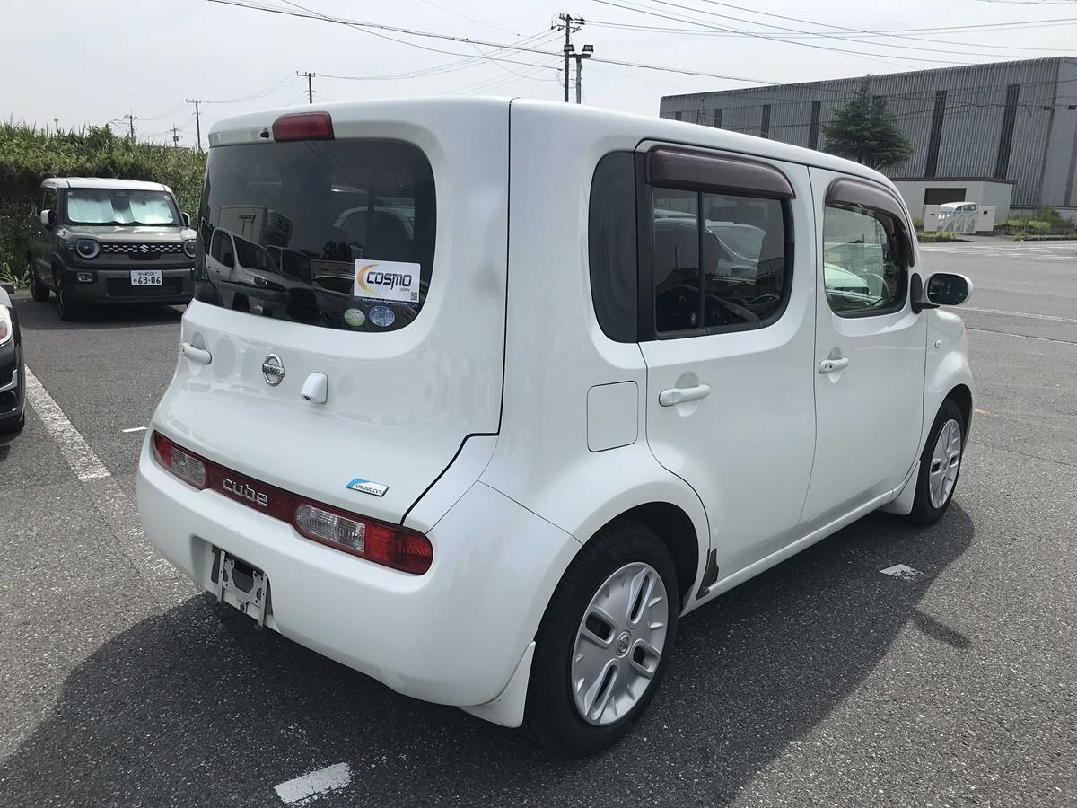 Nissan Cube view 8