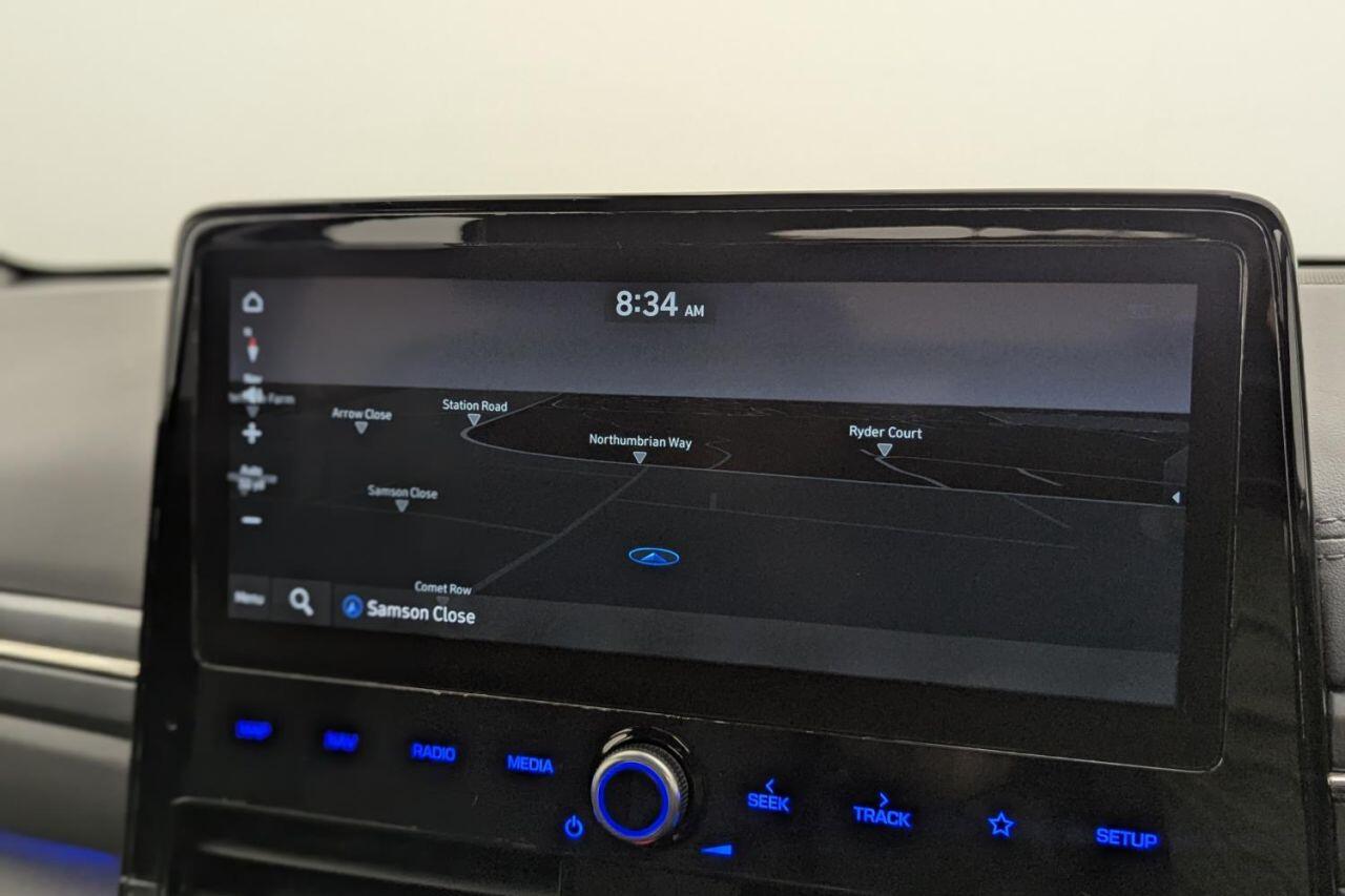 Hyundai Ioniq view 33