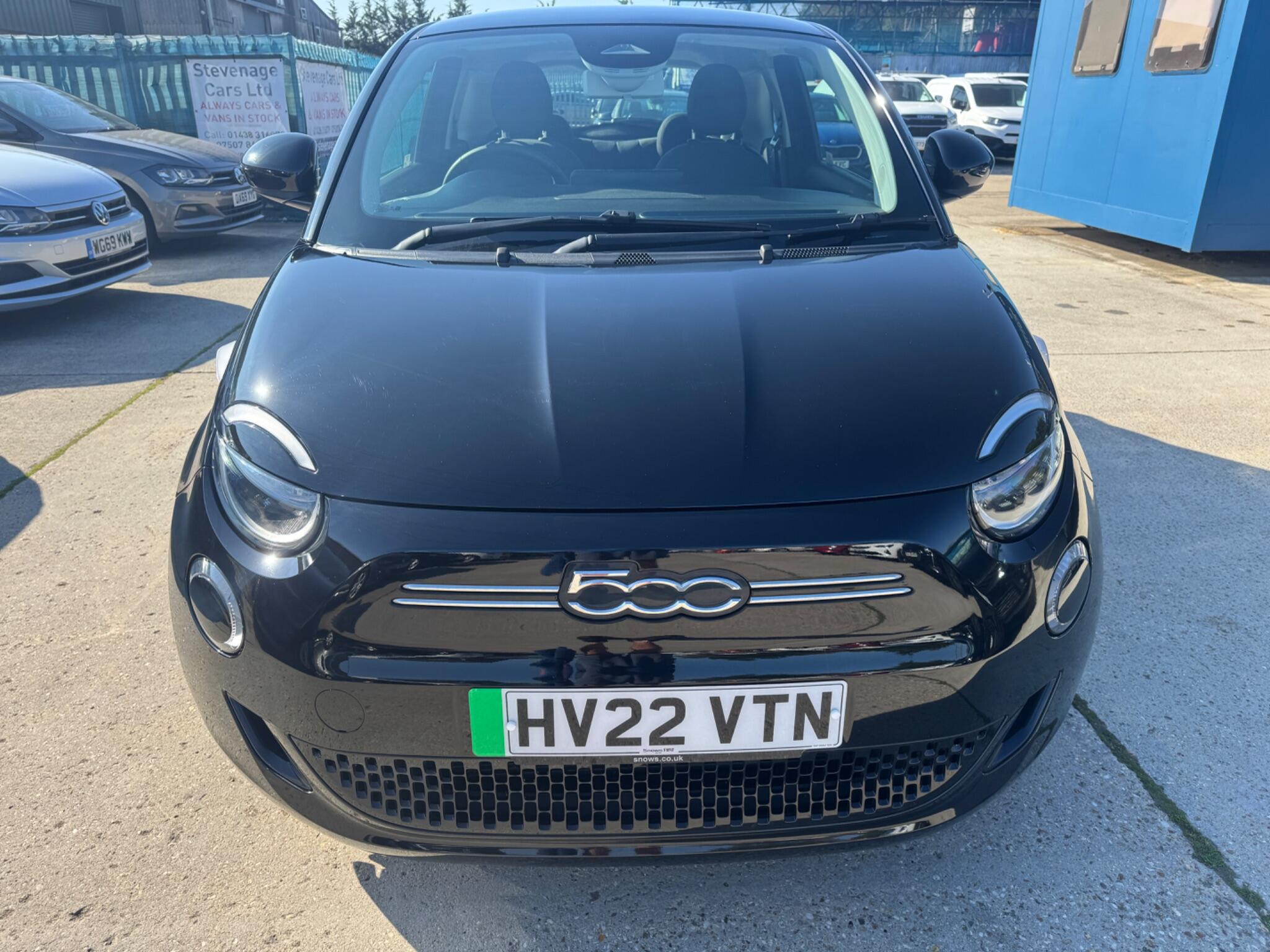 Fiat 500e view 6