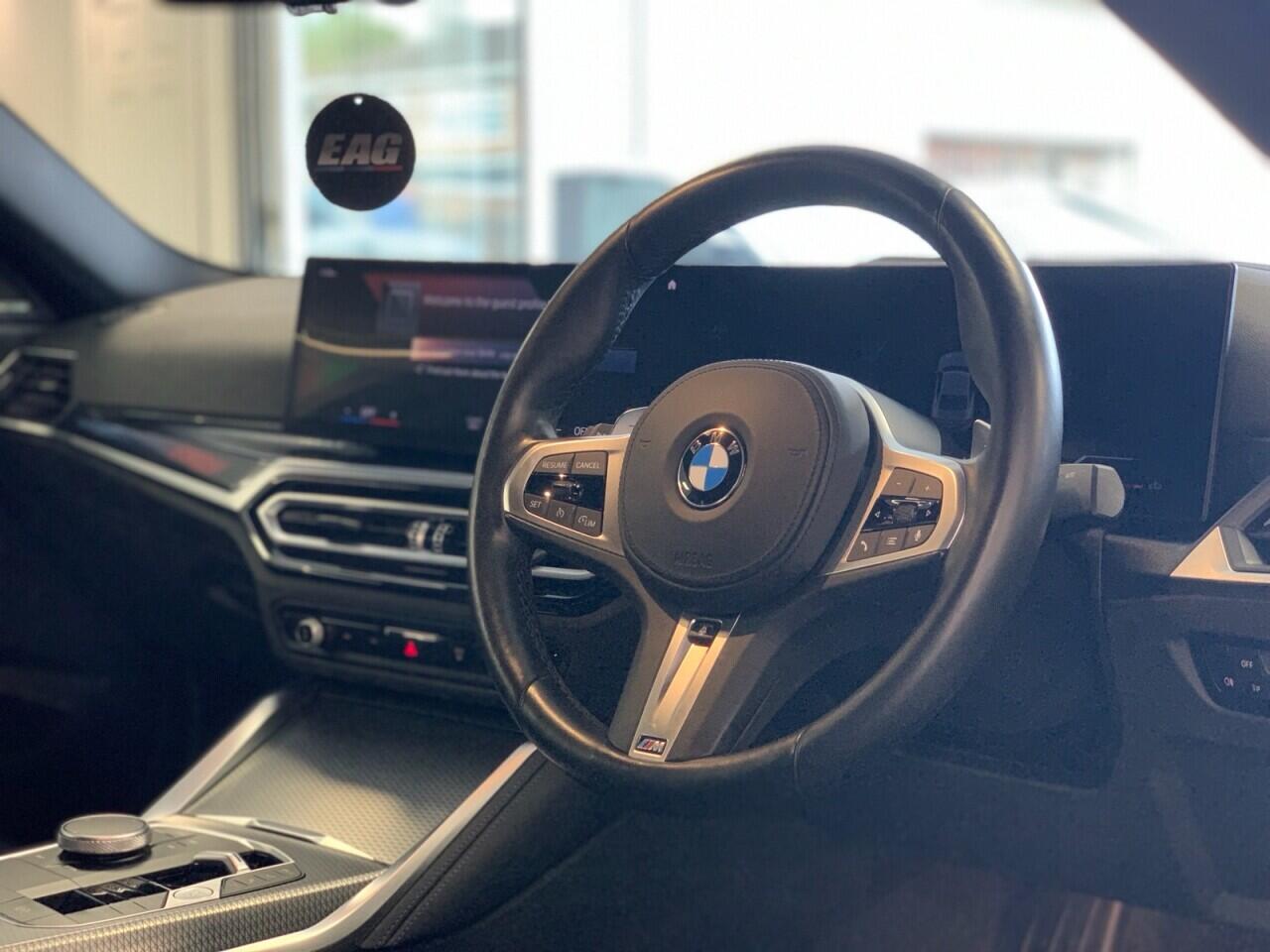BMW 2 Series view 29