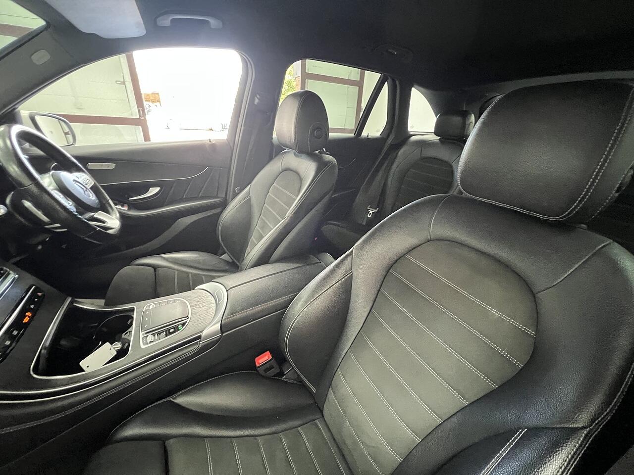 Mercedes-Benz GLC view 20