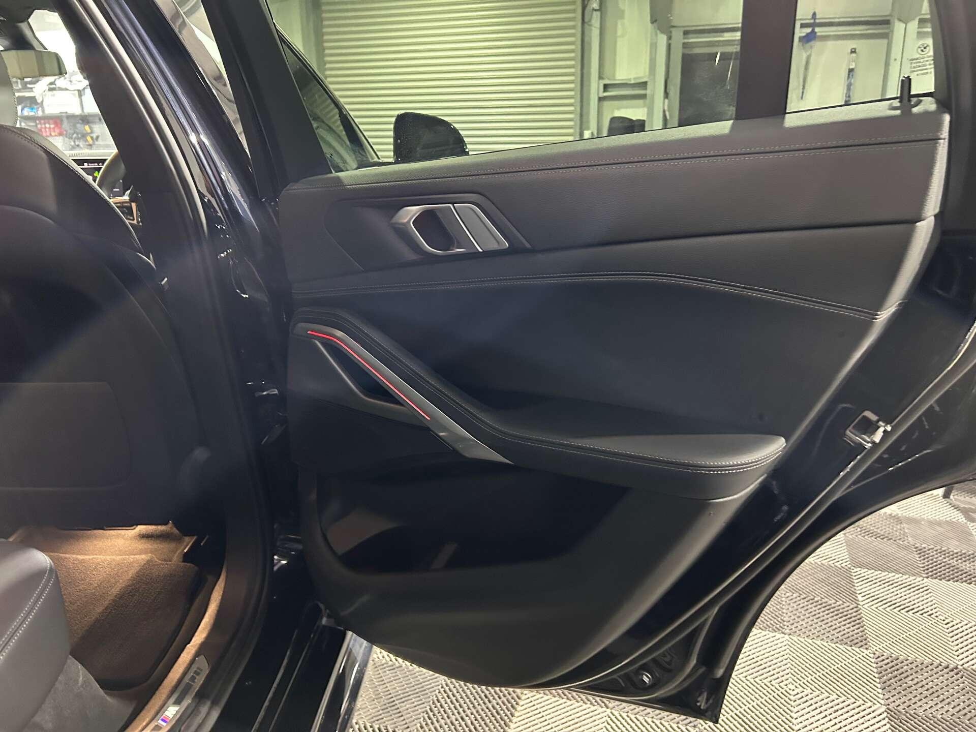 BMW X6 view 29