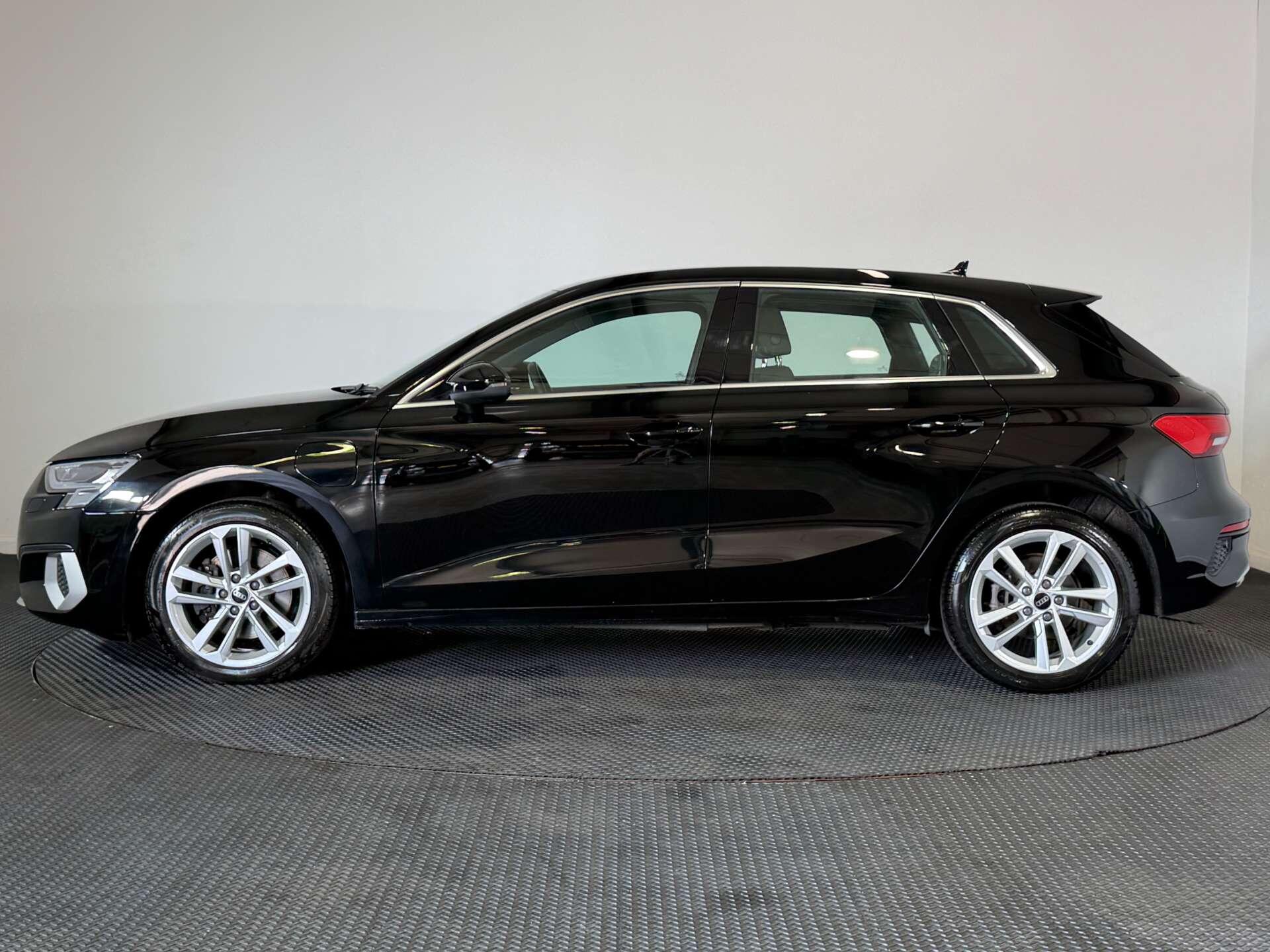 Audi A3 view 4