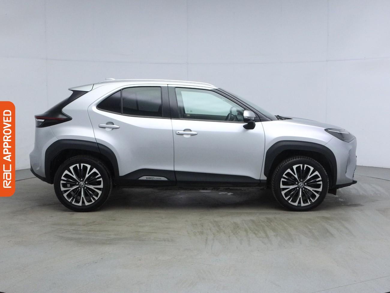 Toyota Yaris Cross view 6