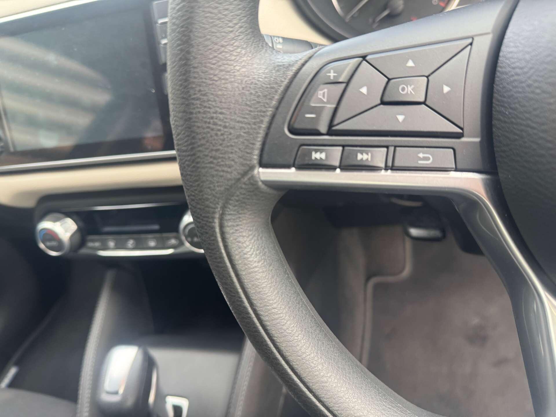 Nissan Micra view 39