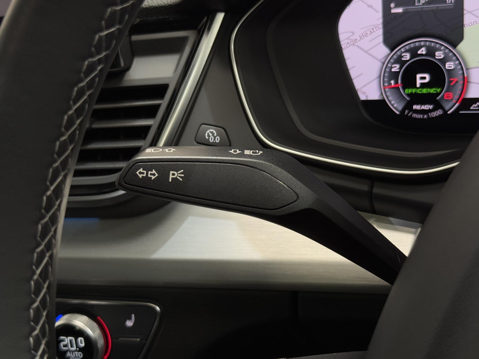 Audi Q5 view 40