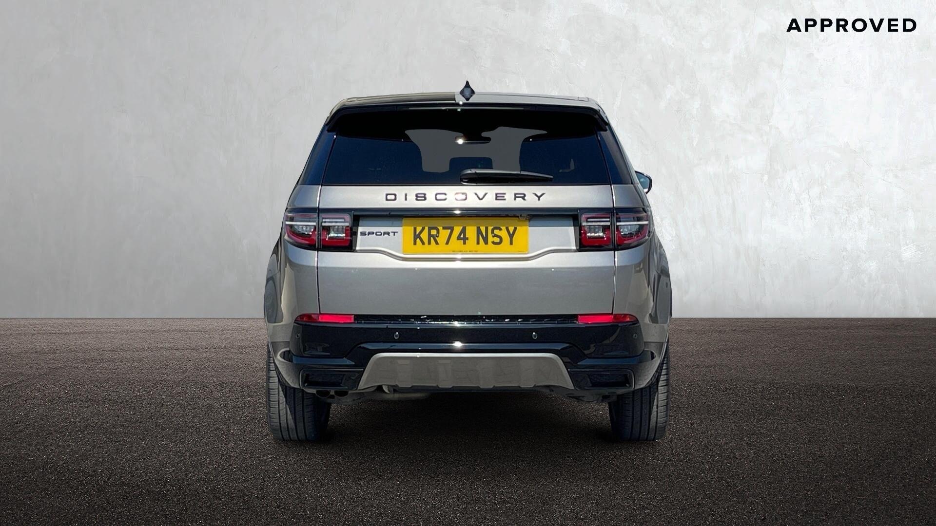 Land Rover Discovery Sport view 6