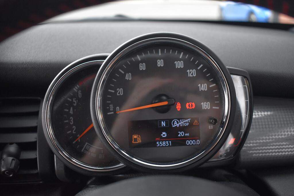 Mini Cooper view 48