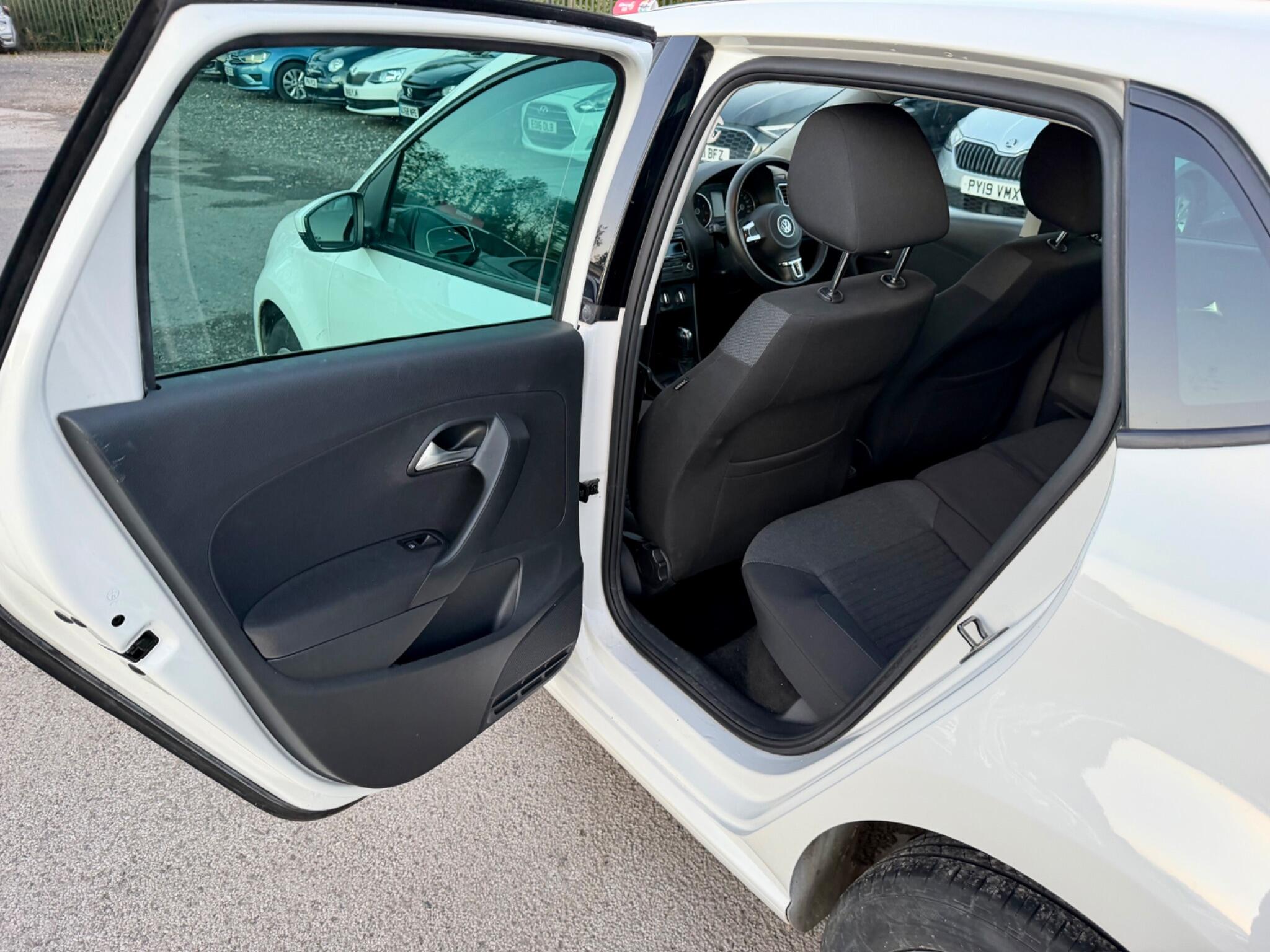 Volkswagen Polo view 38
