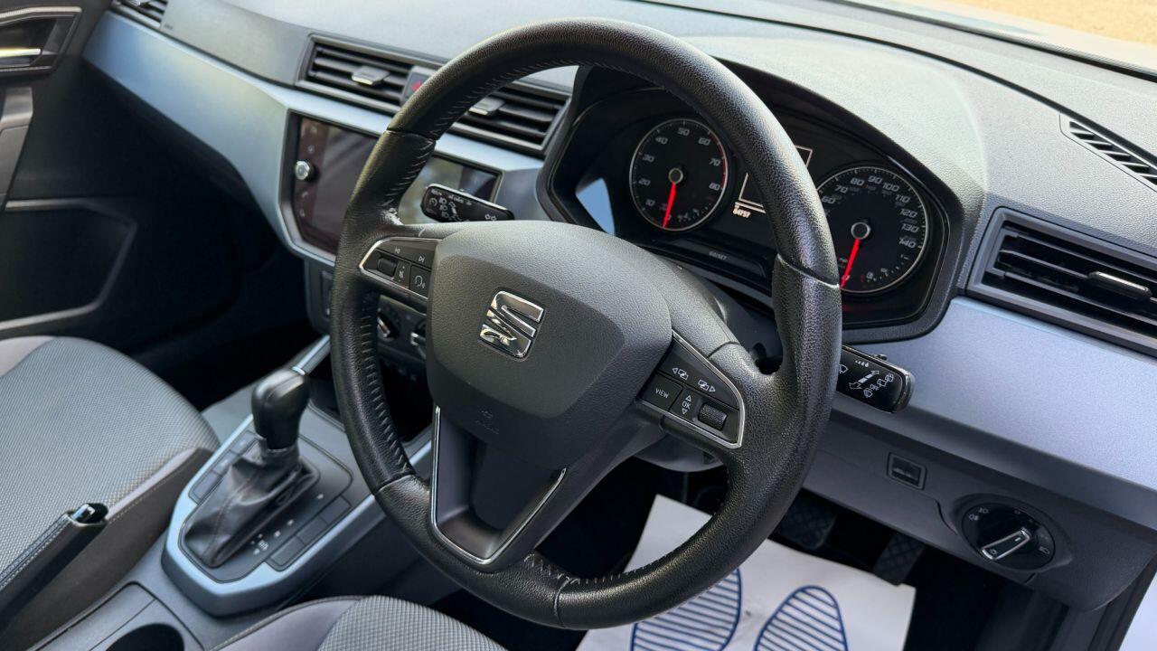 Seat Arona view 12