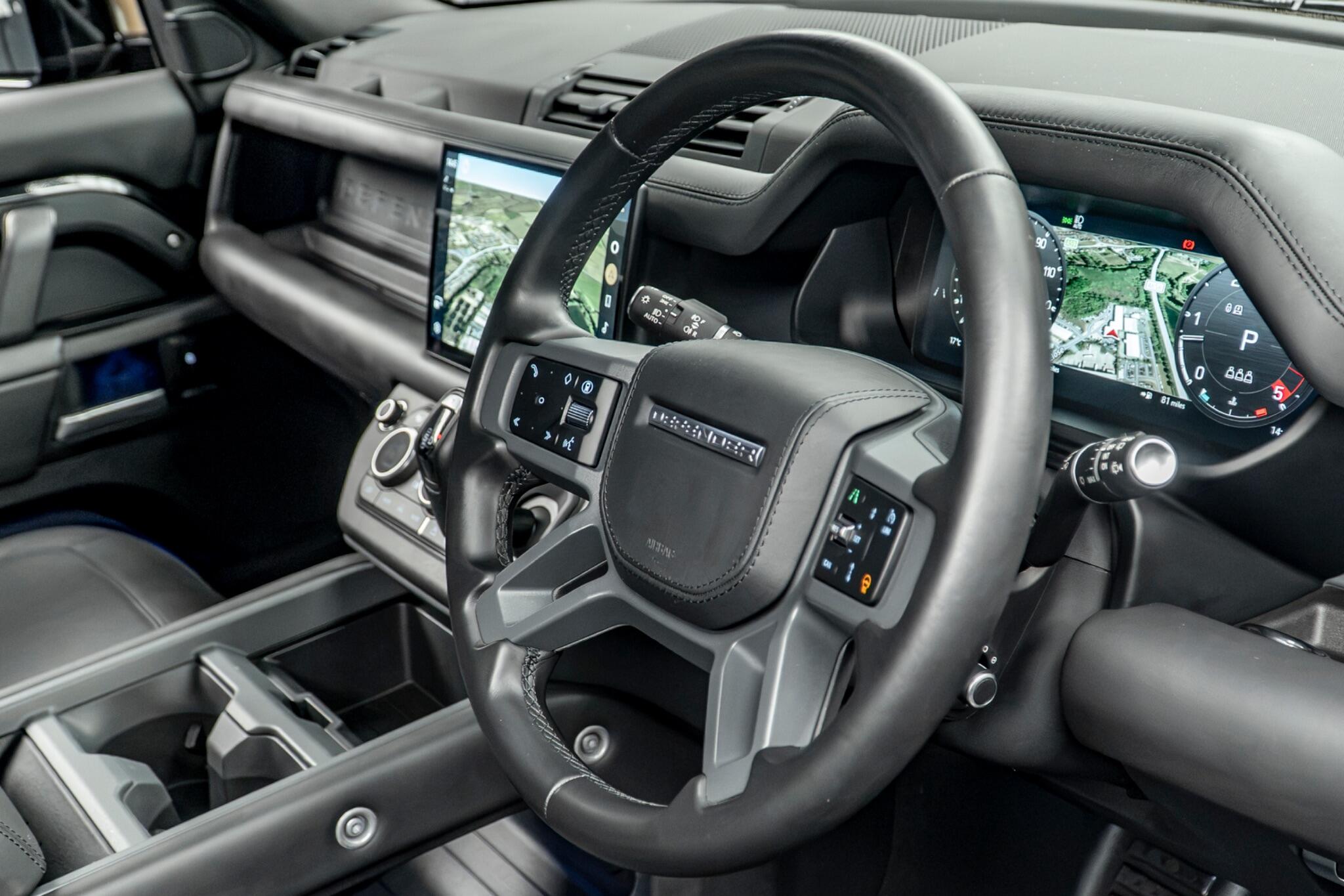Land Rover Defender view 26
