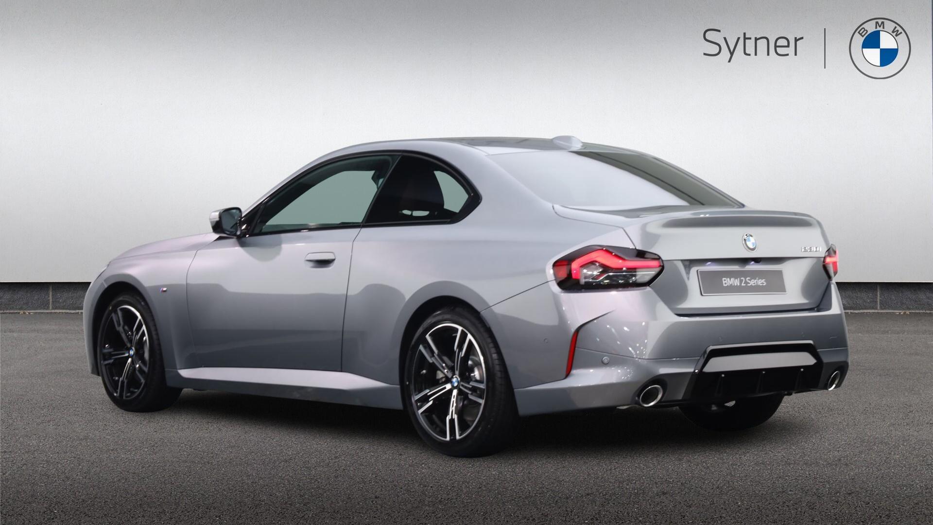 BMW 2 Series view 2