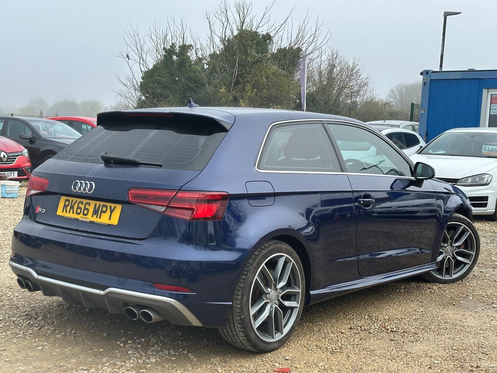 Audi S3 view 3