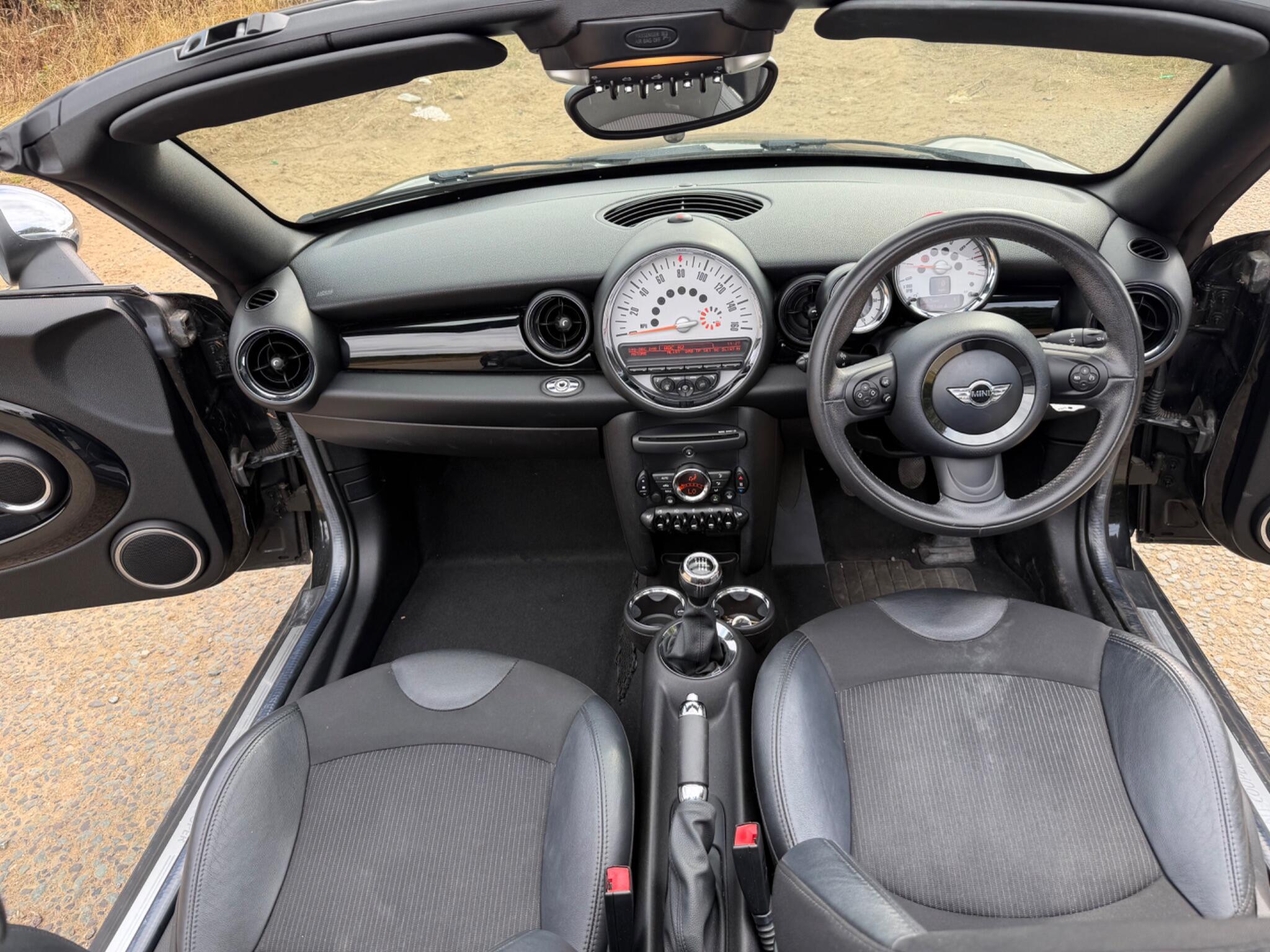 Mini Roadster view 3
