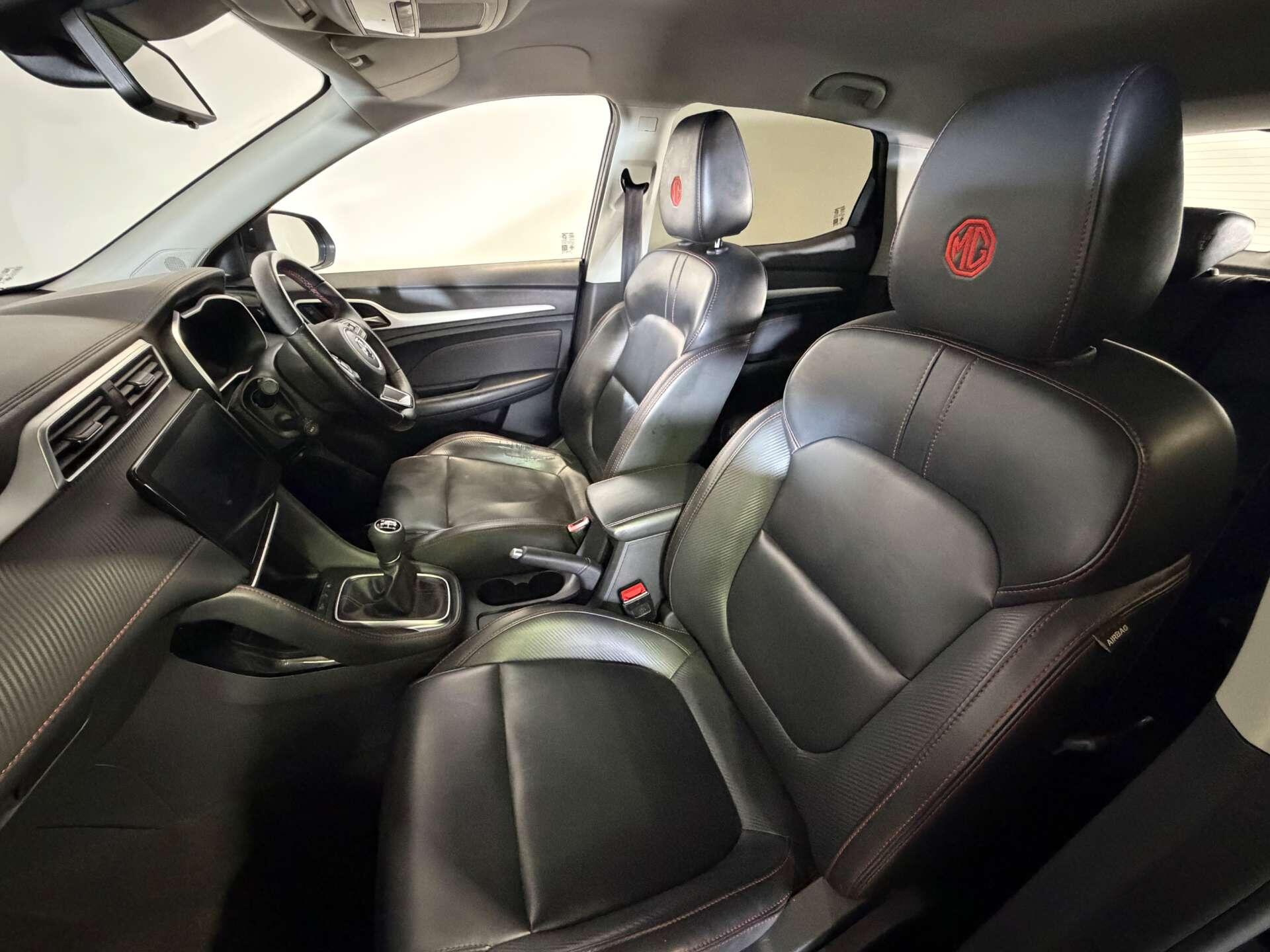 MG ZS view 65