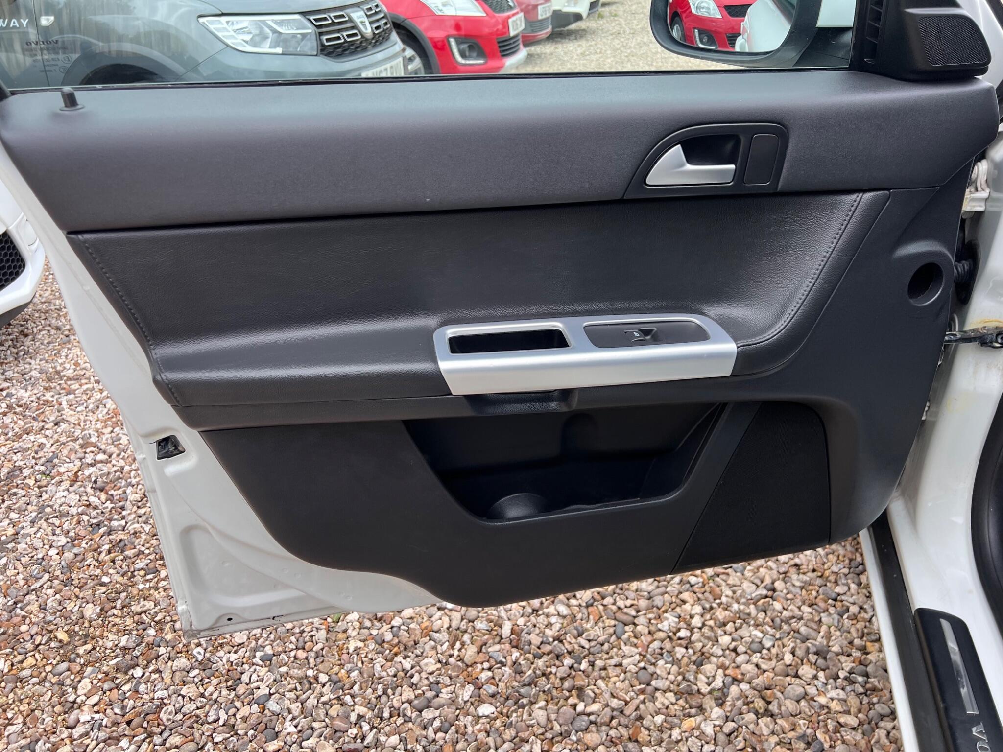Volvo S40 view 55