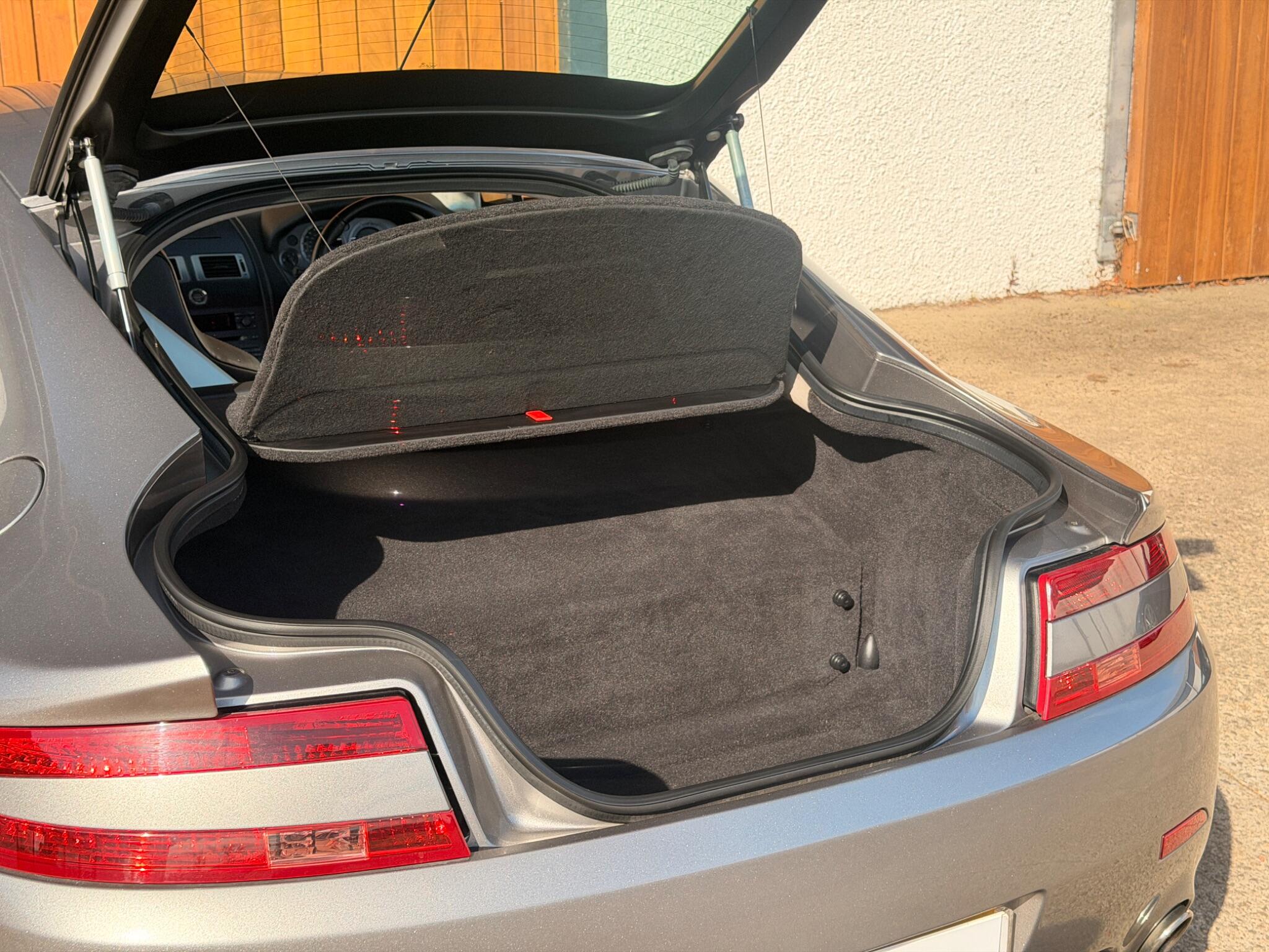 Aston Martin Vantage view 27