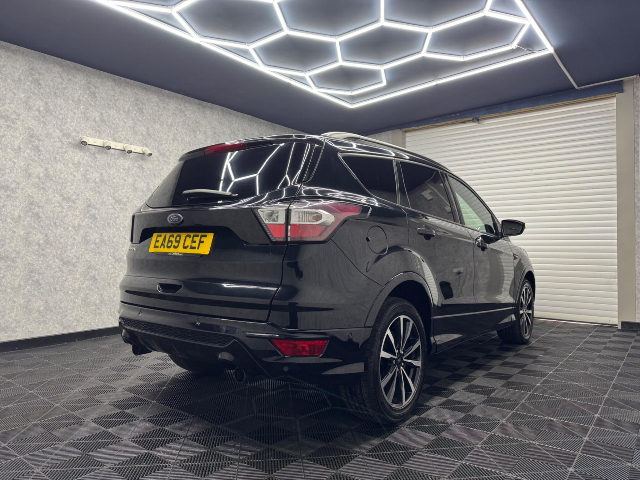 Ford Kuga view 4