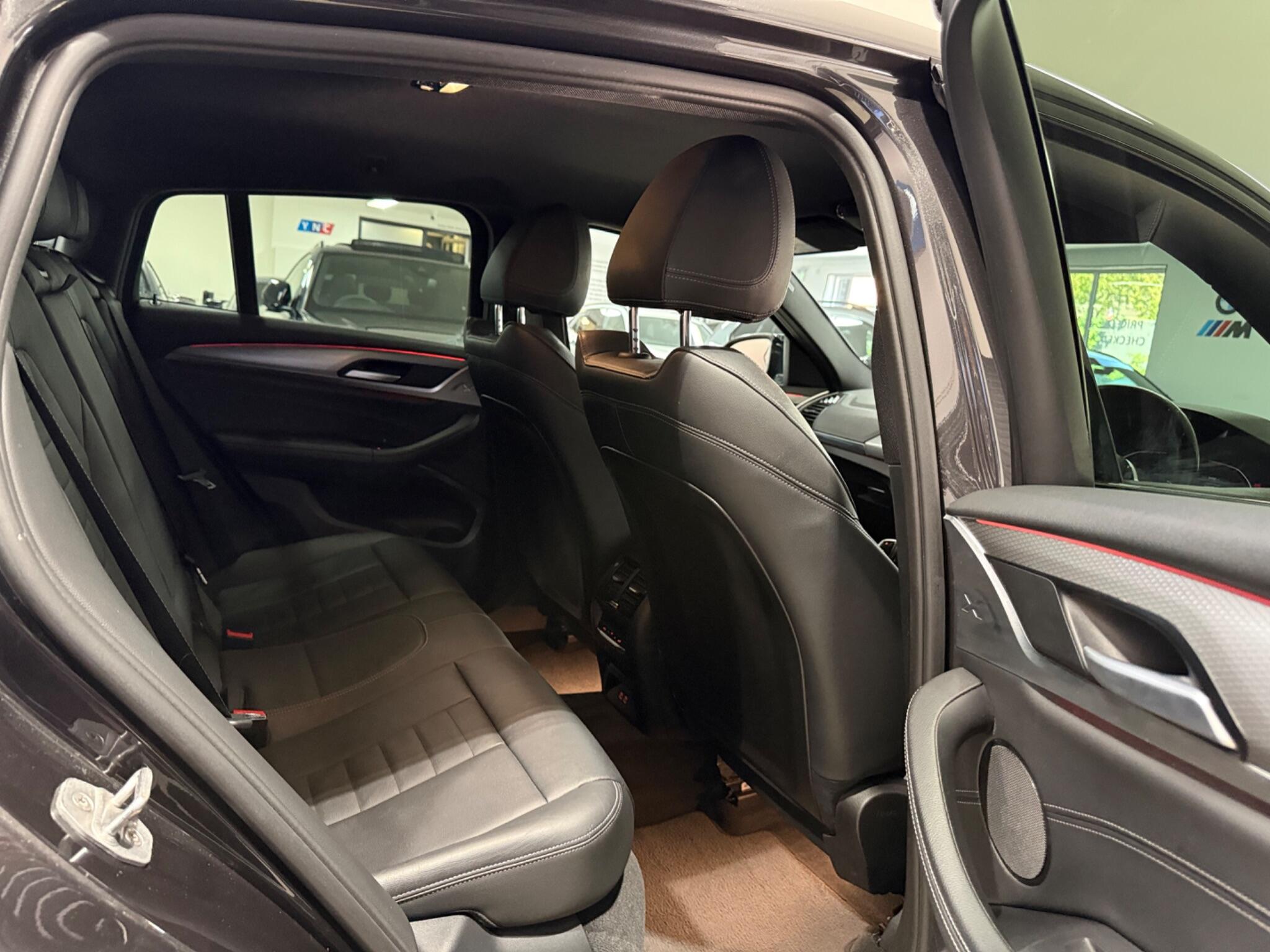BMW X4 view 35
