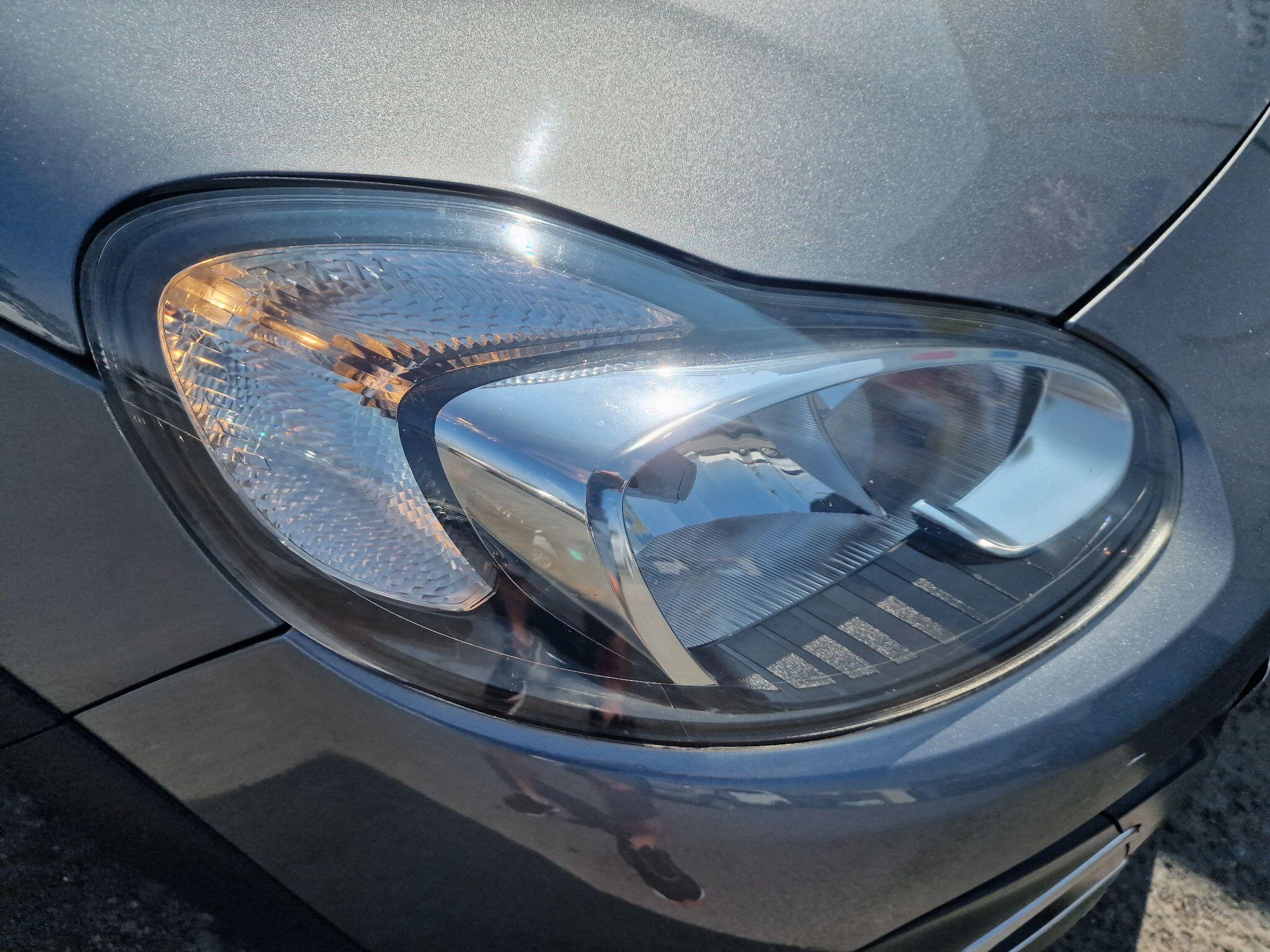 Vauxhall Adam view 52