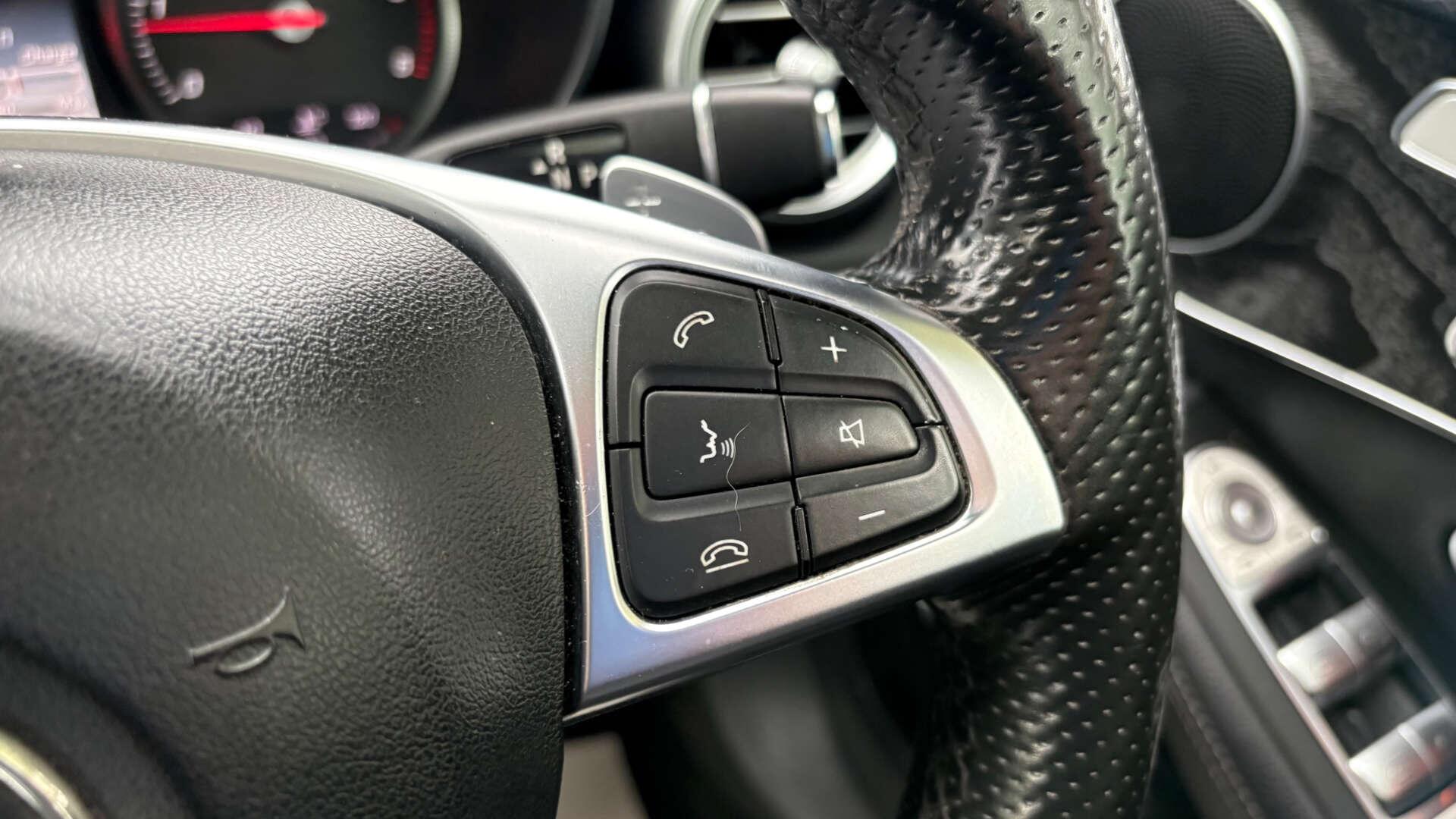 Mercedes-Benz C-Class view 18