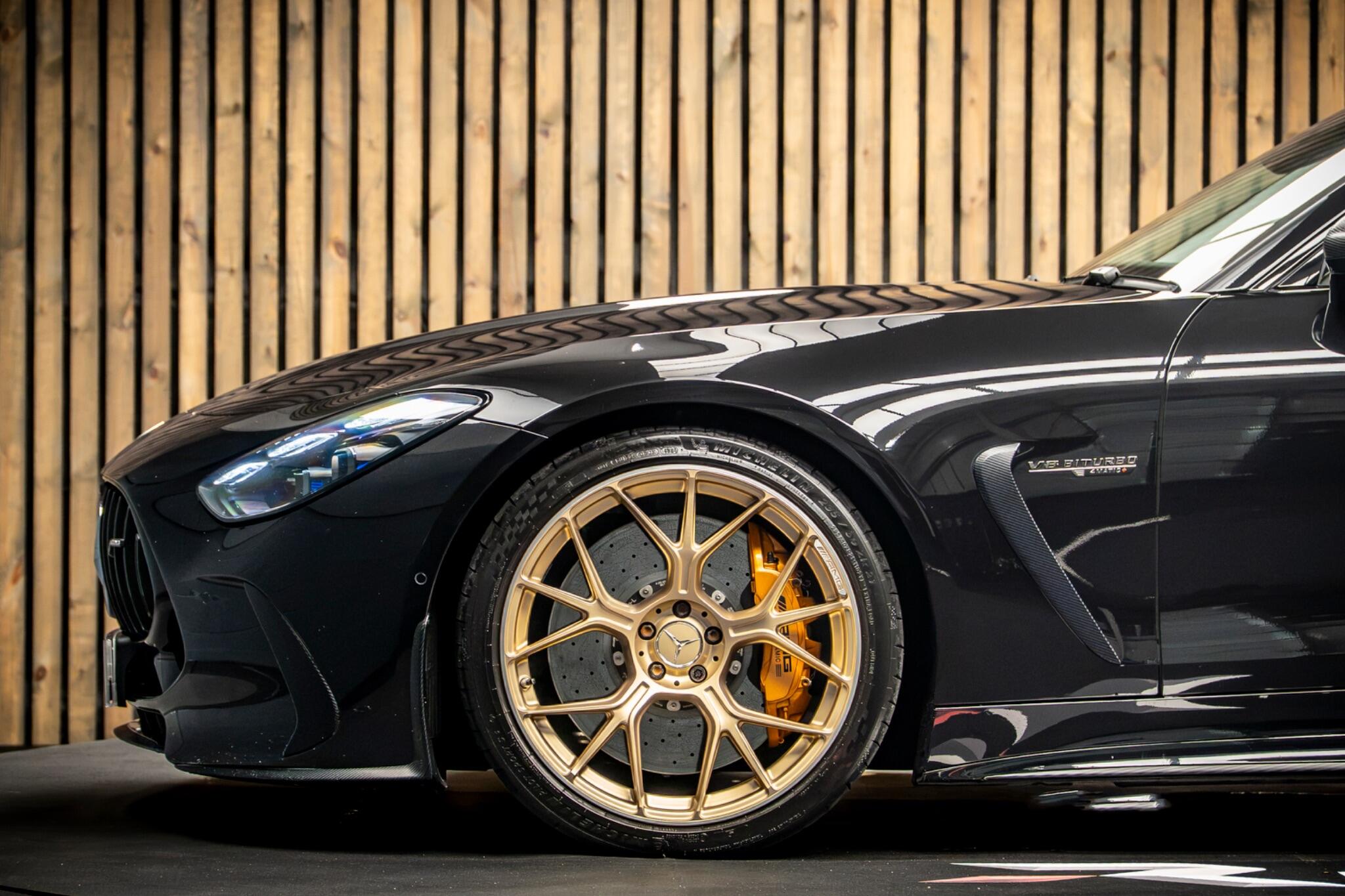 Mercedes-Benz Amg GT view 9