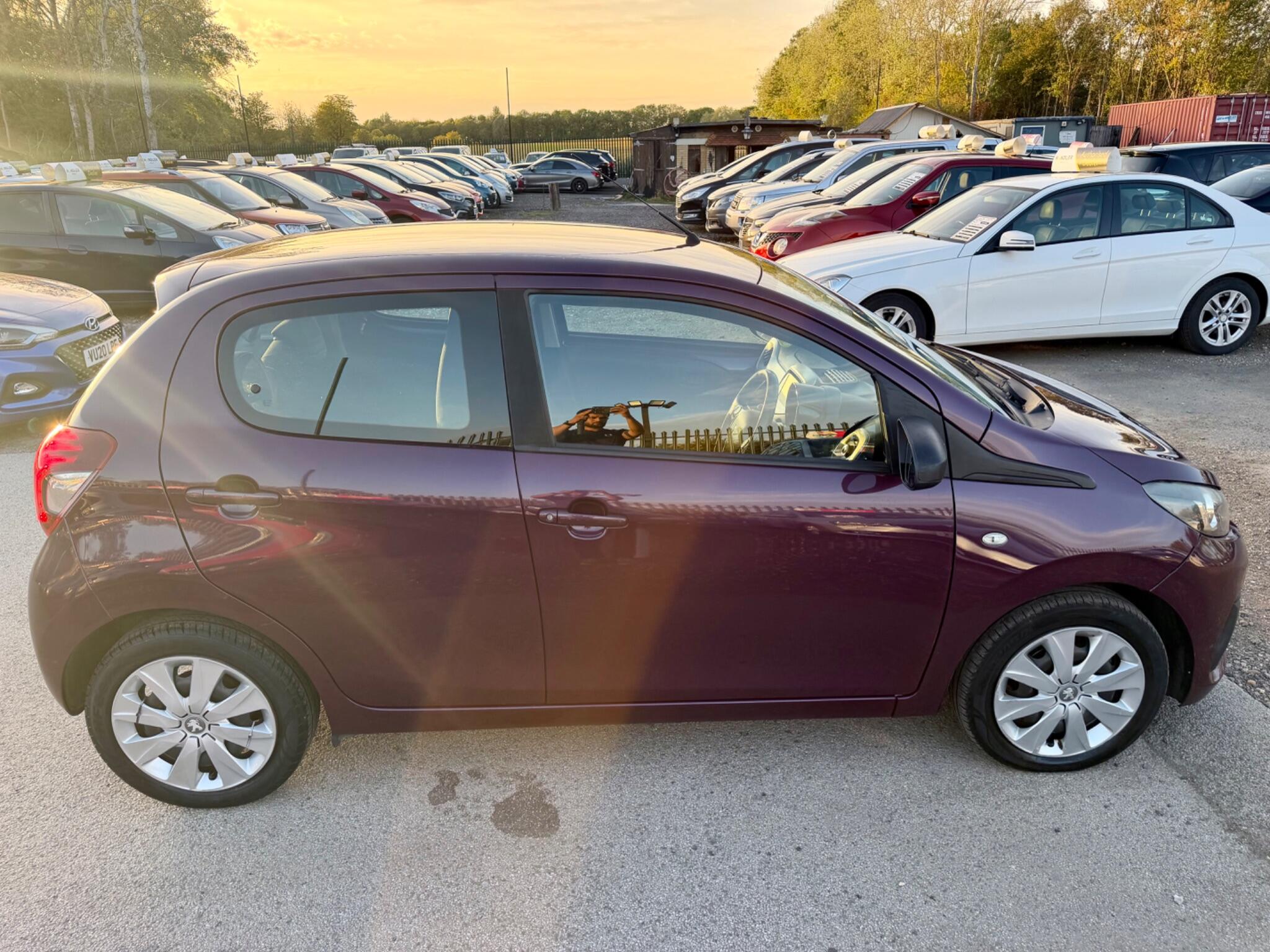 Peugeot 108 view 18