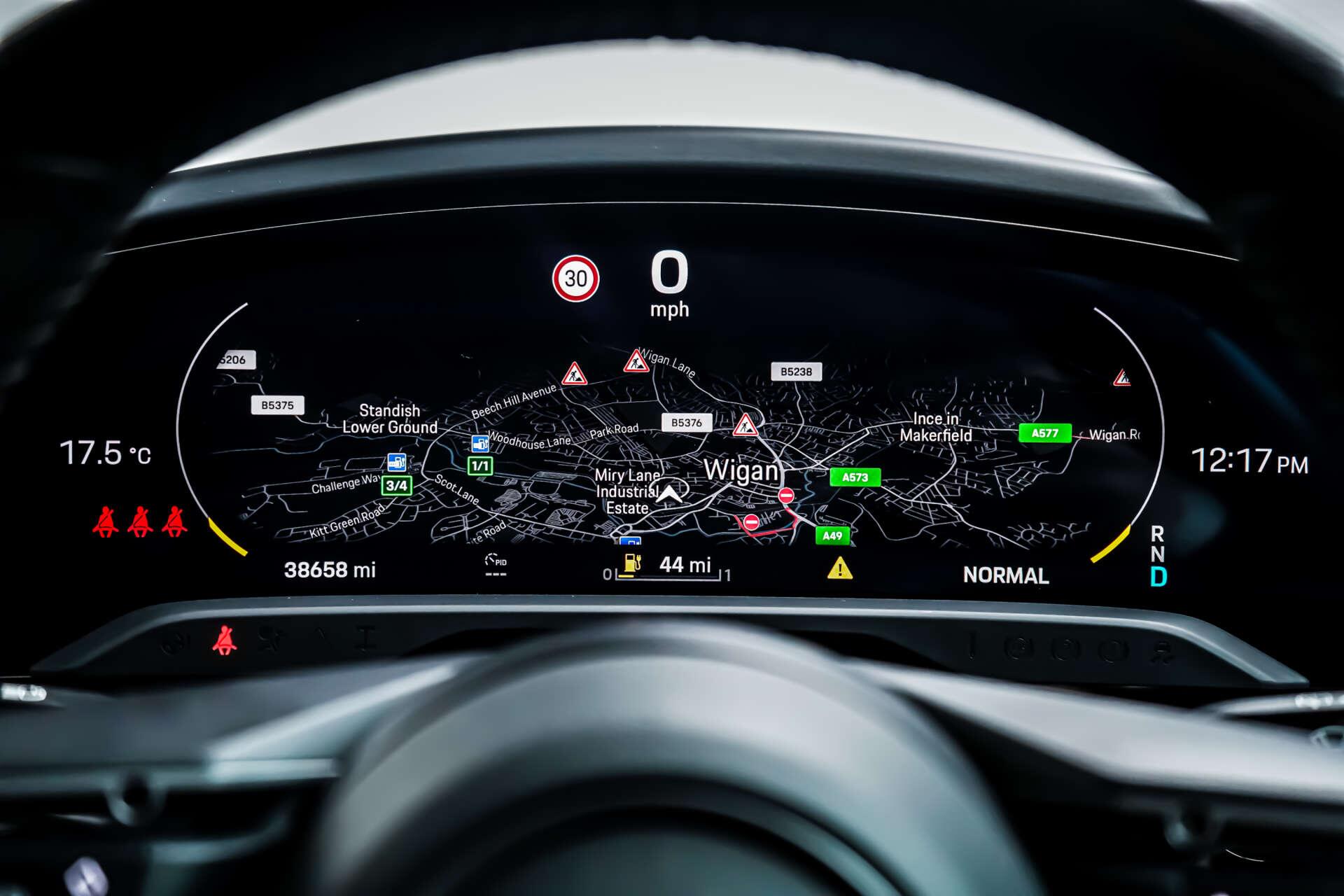 Porsche Taycan view 13