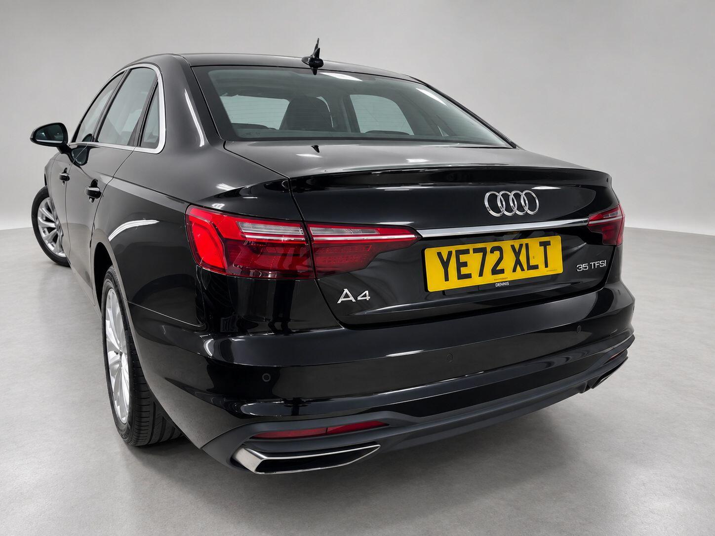 Audi A4 view 15