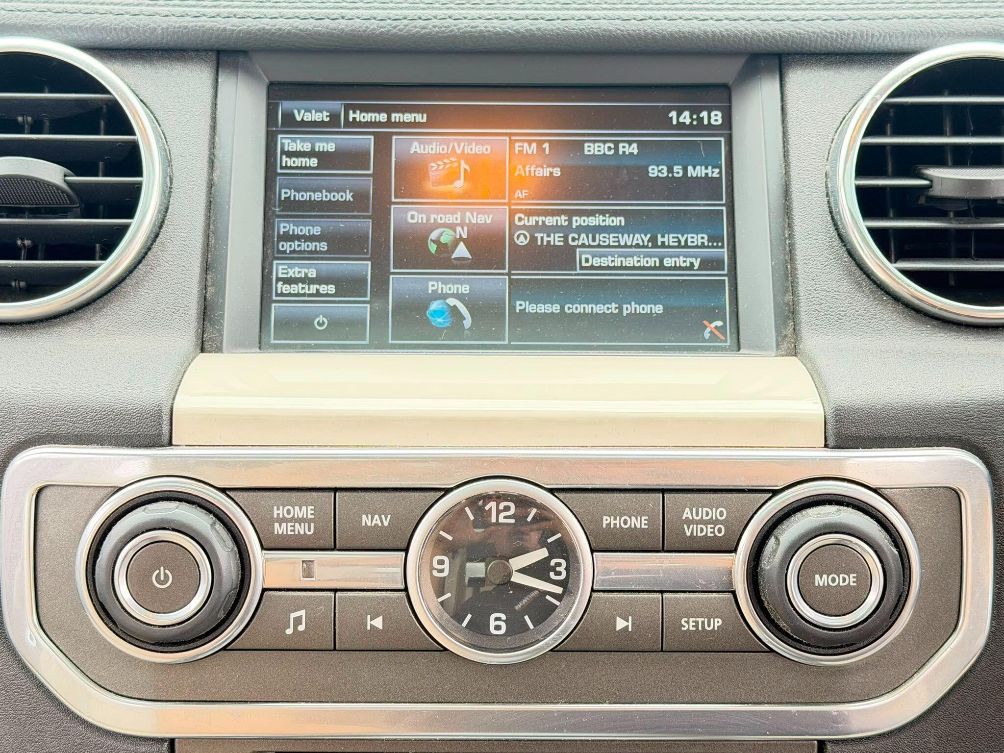 Land Rover Discovery view 31