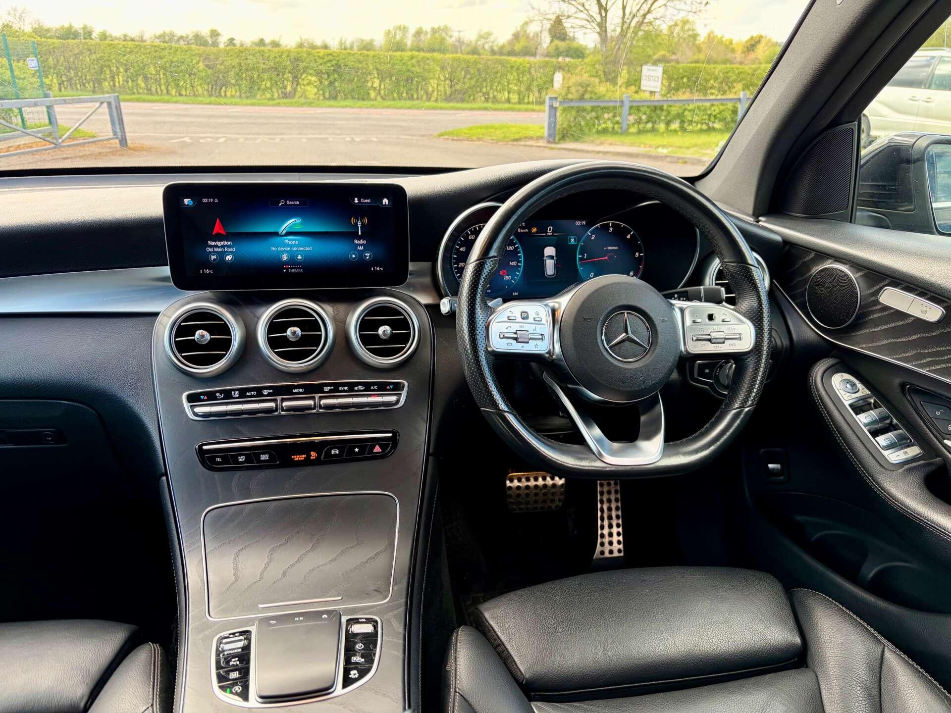 Mercedes-Benz GLC view 2